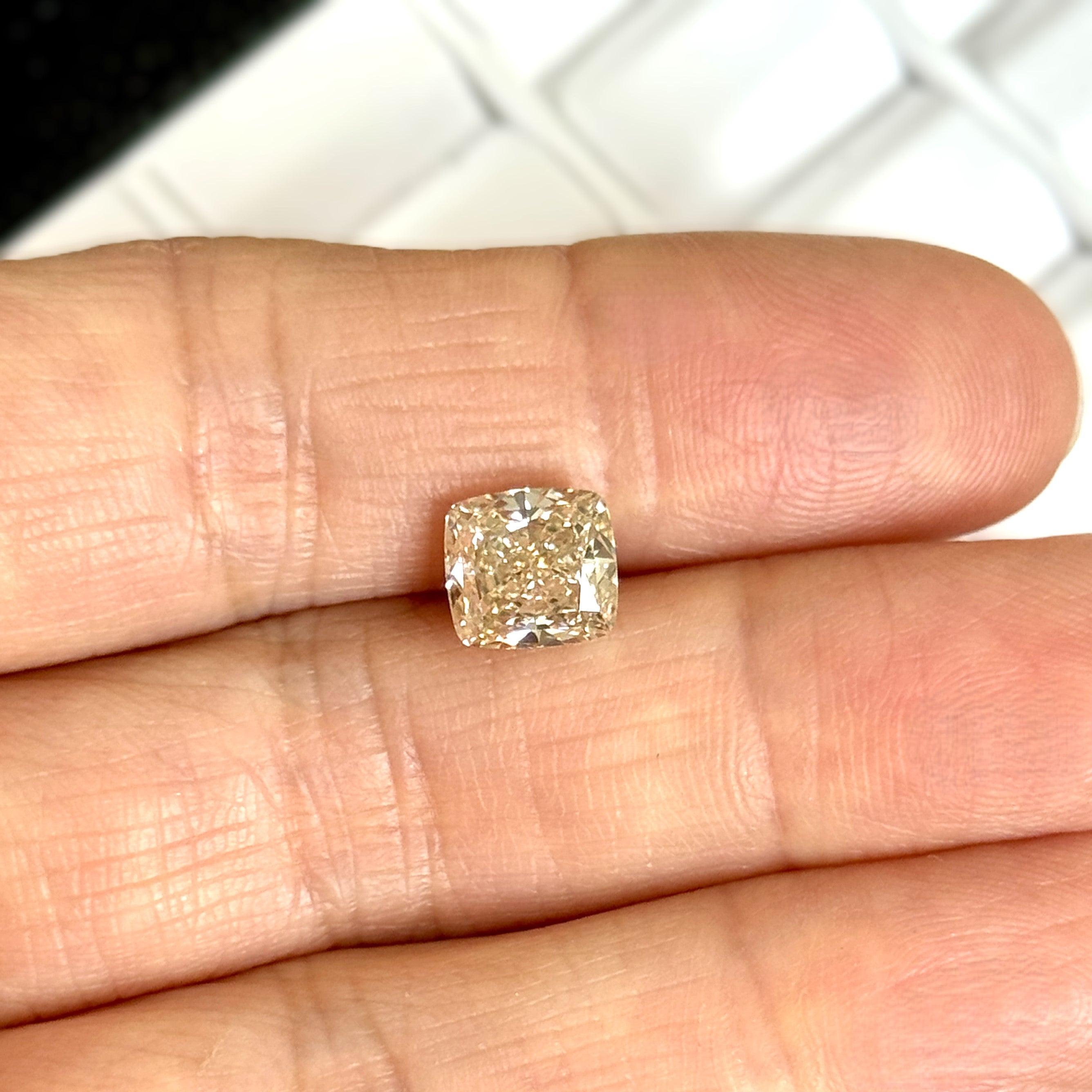 Champagne Diamond 2.30ct Cushion VVS1