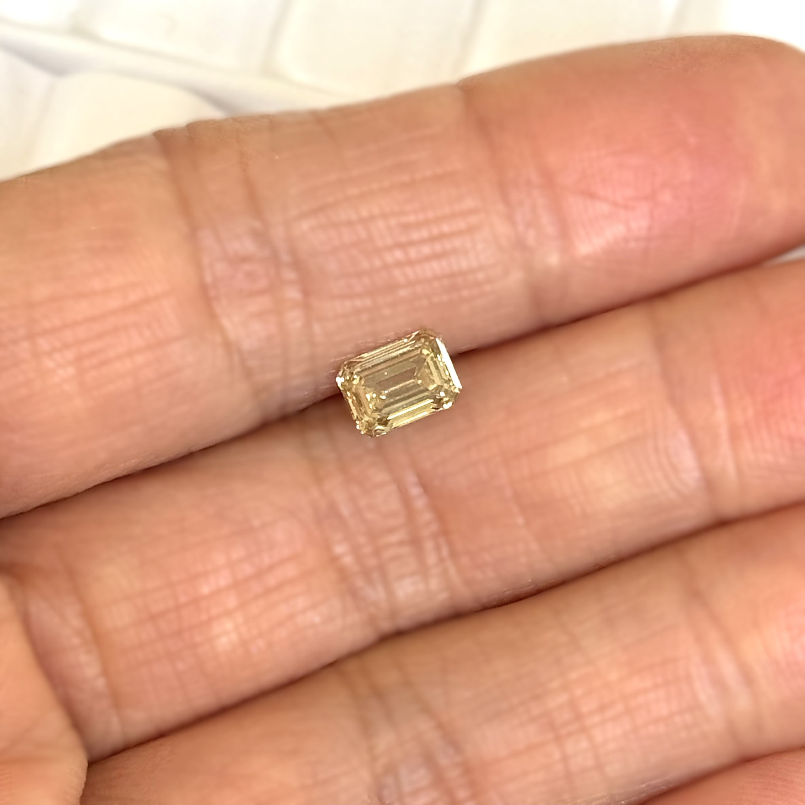 Champagne Diamond 1.02ct Emerald Cut VS1