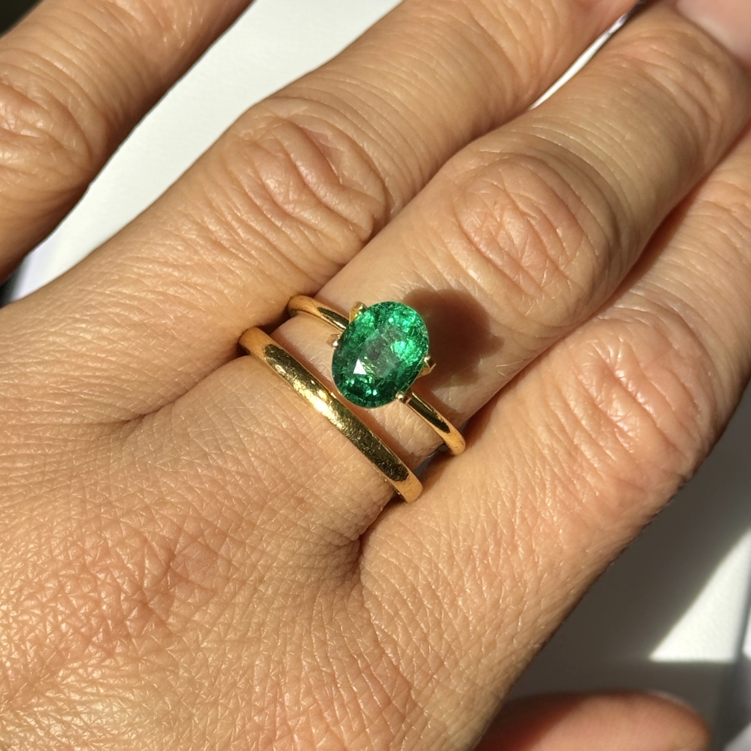 Emerald 1.68ct Oval