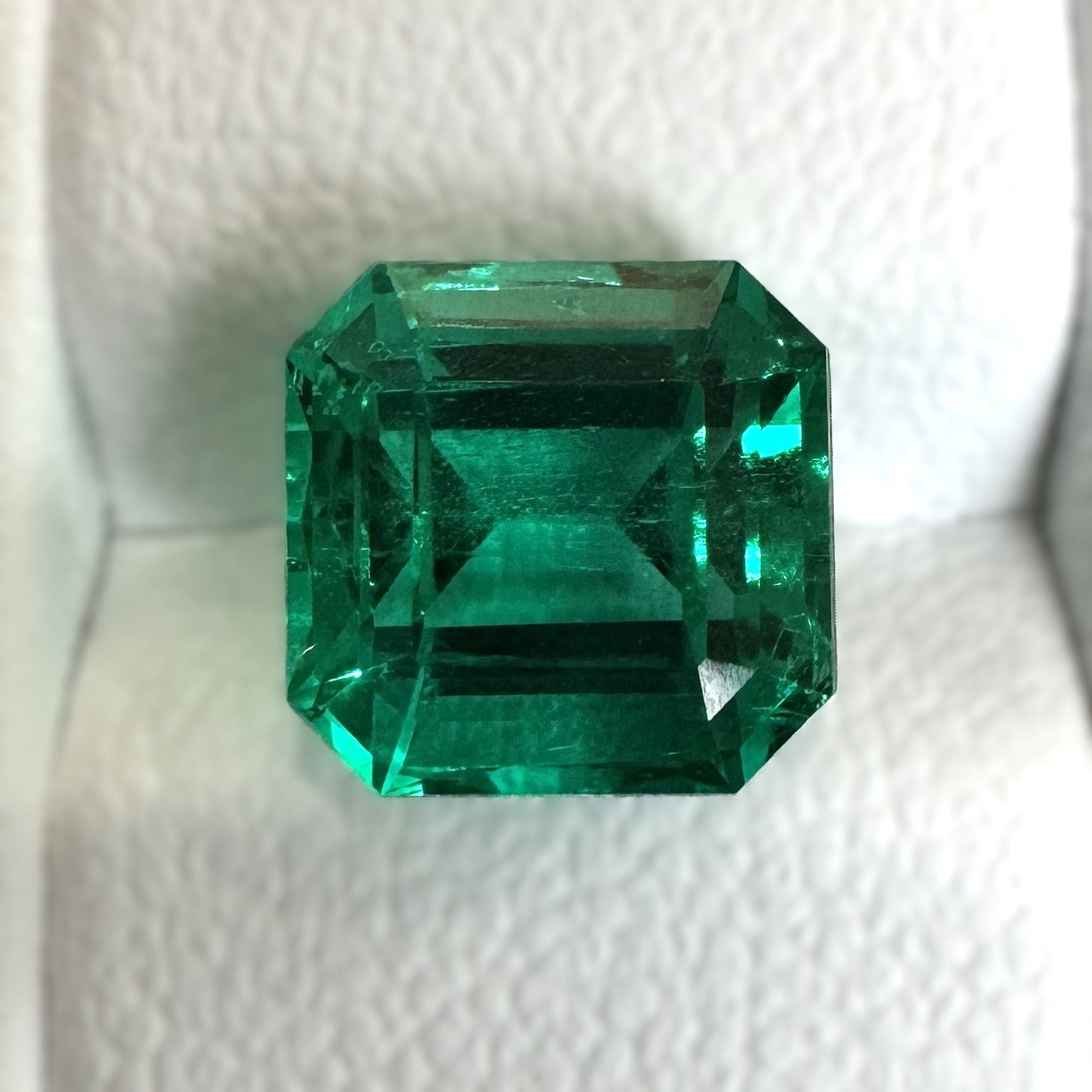 Emerald 2.87ct Emerald Cut