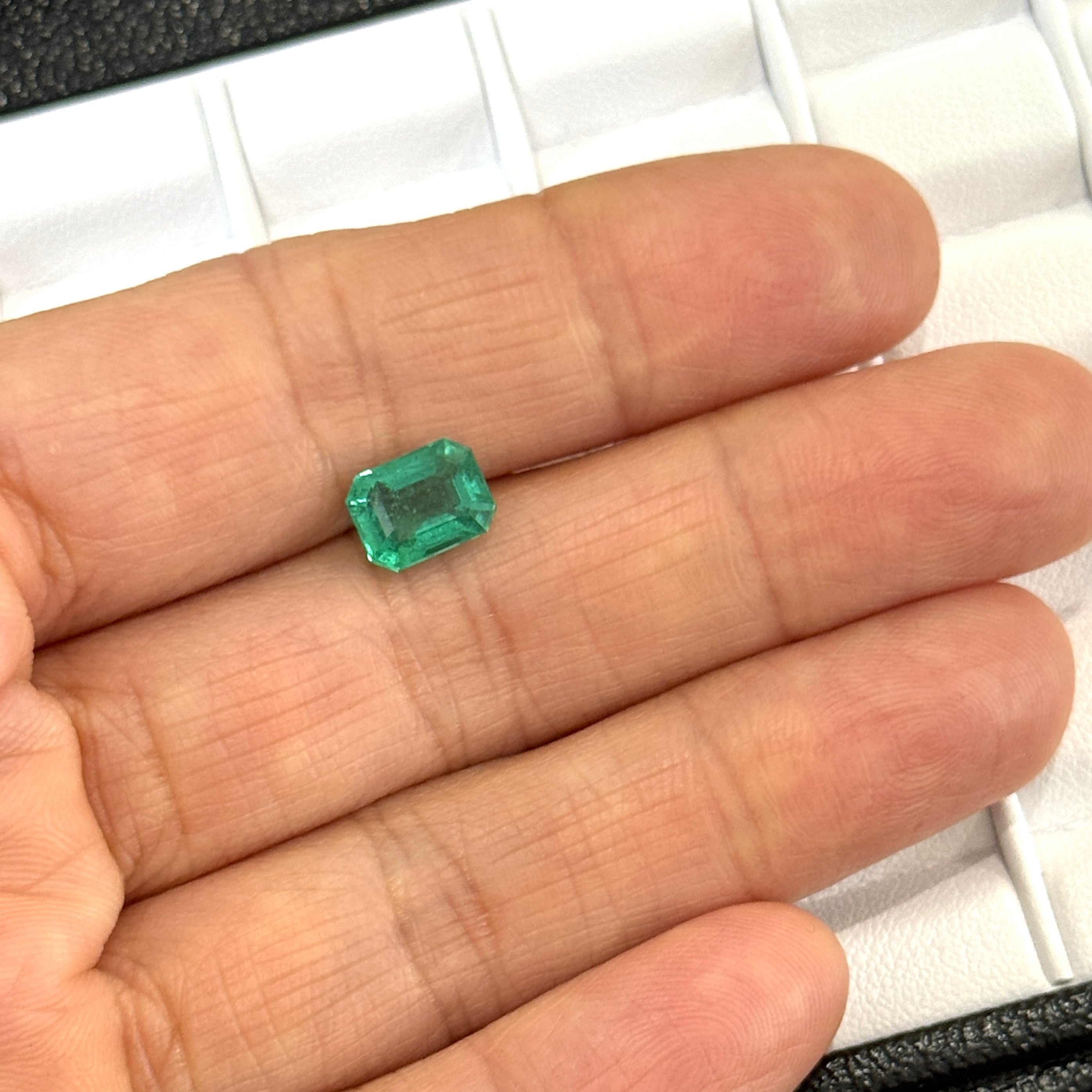 Emerald 1.65ct Emerald Cut