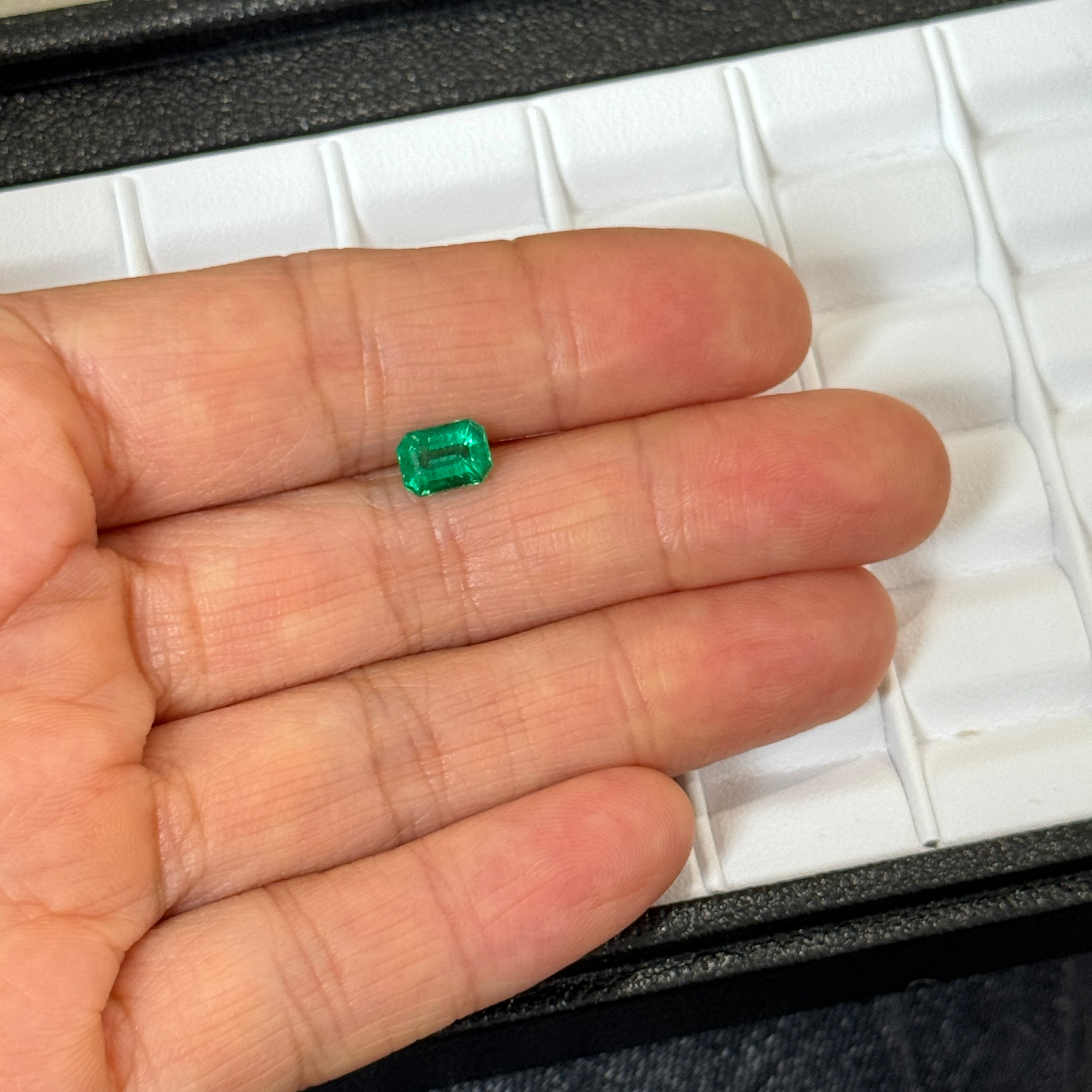 Emerald 1.09ct Emerald Cut