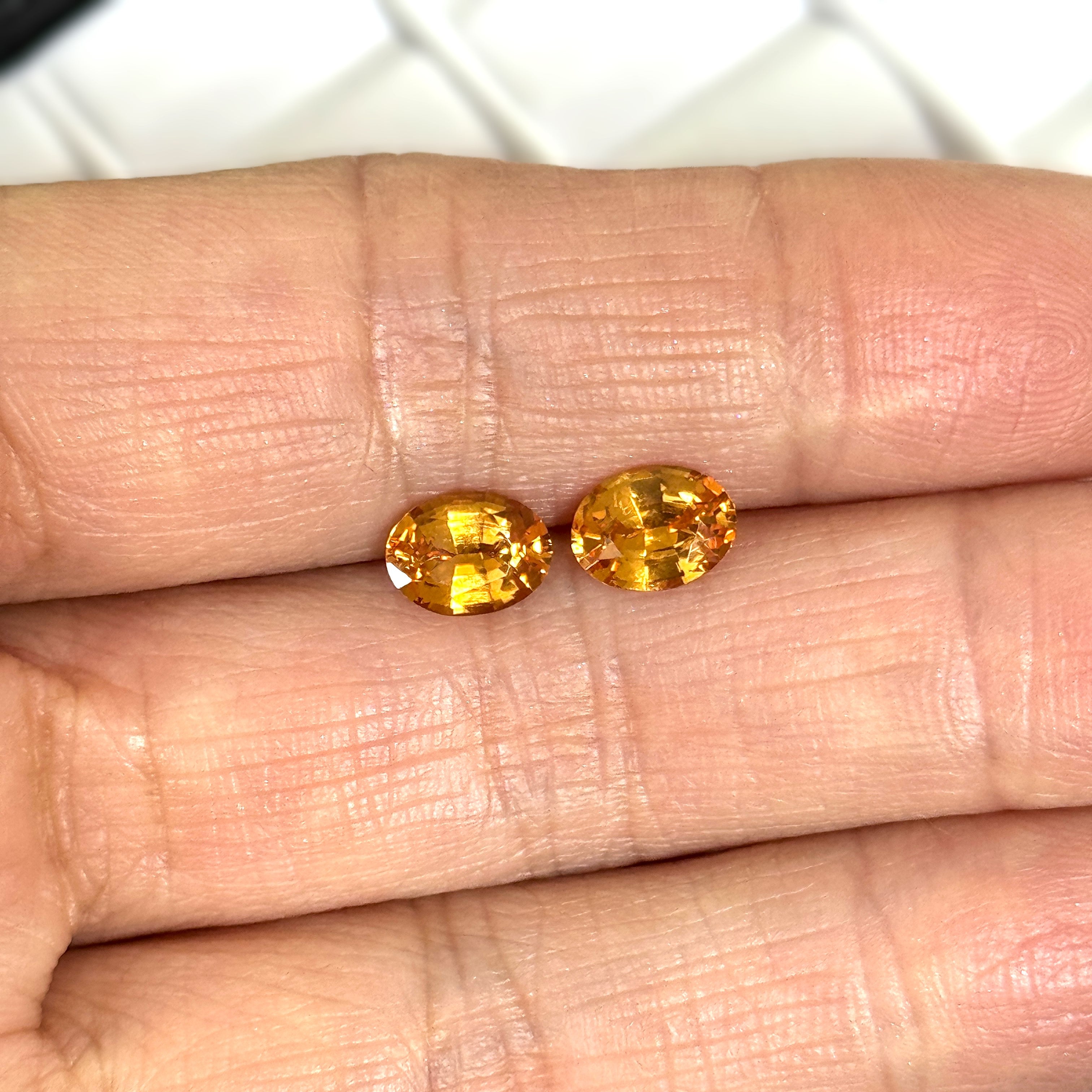 Spessartite Garnet 2.69ct Oval Pair 2 =
