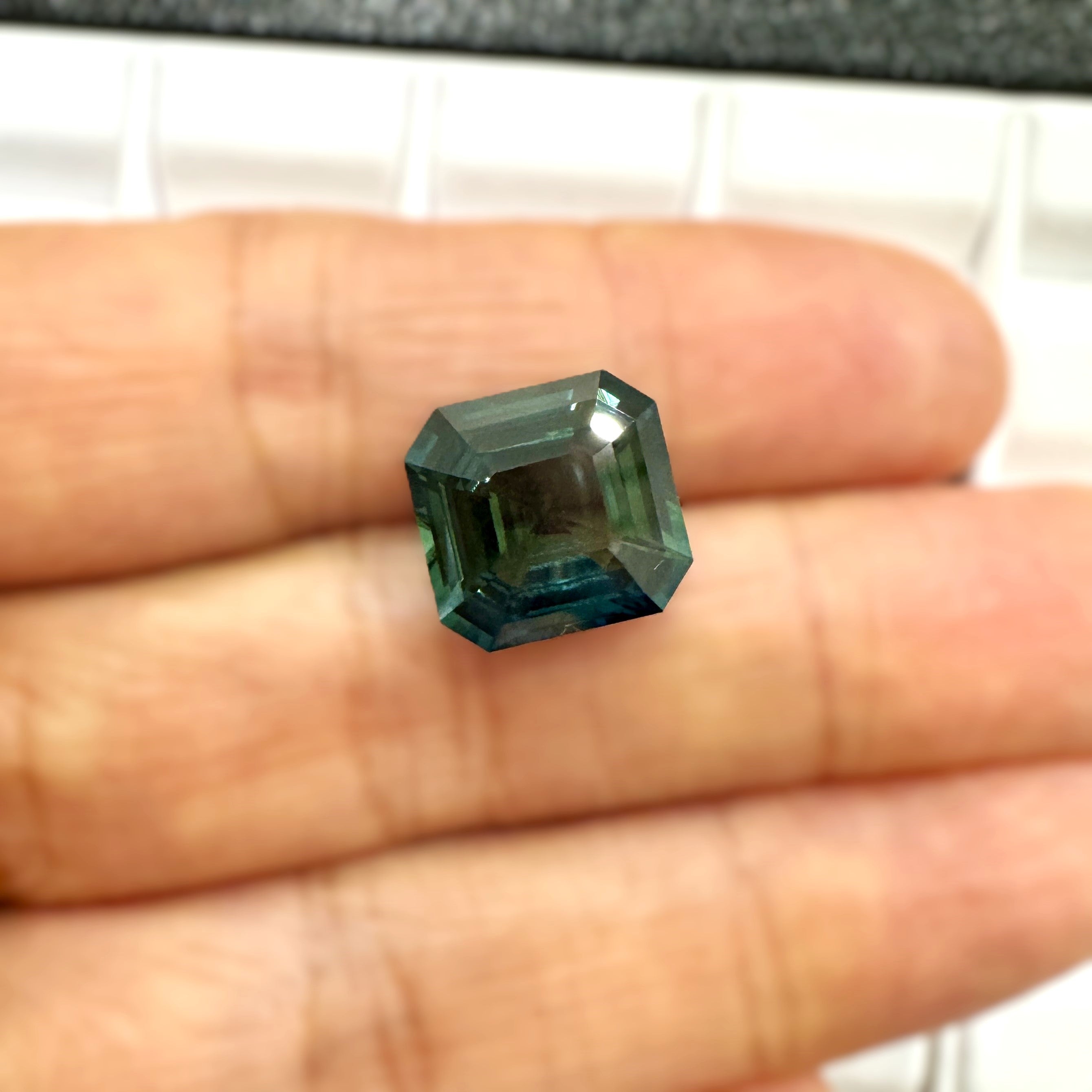 Green Sapphire 8.52ct Octagonal