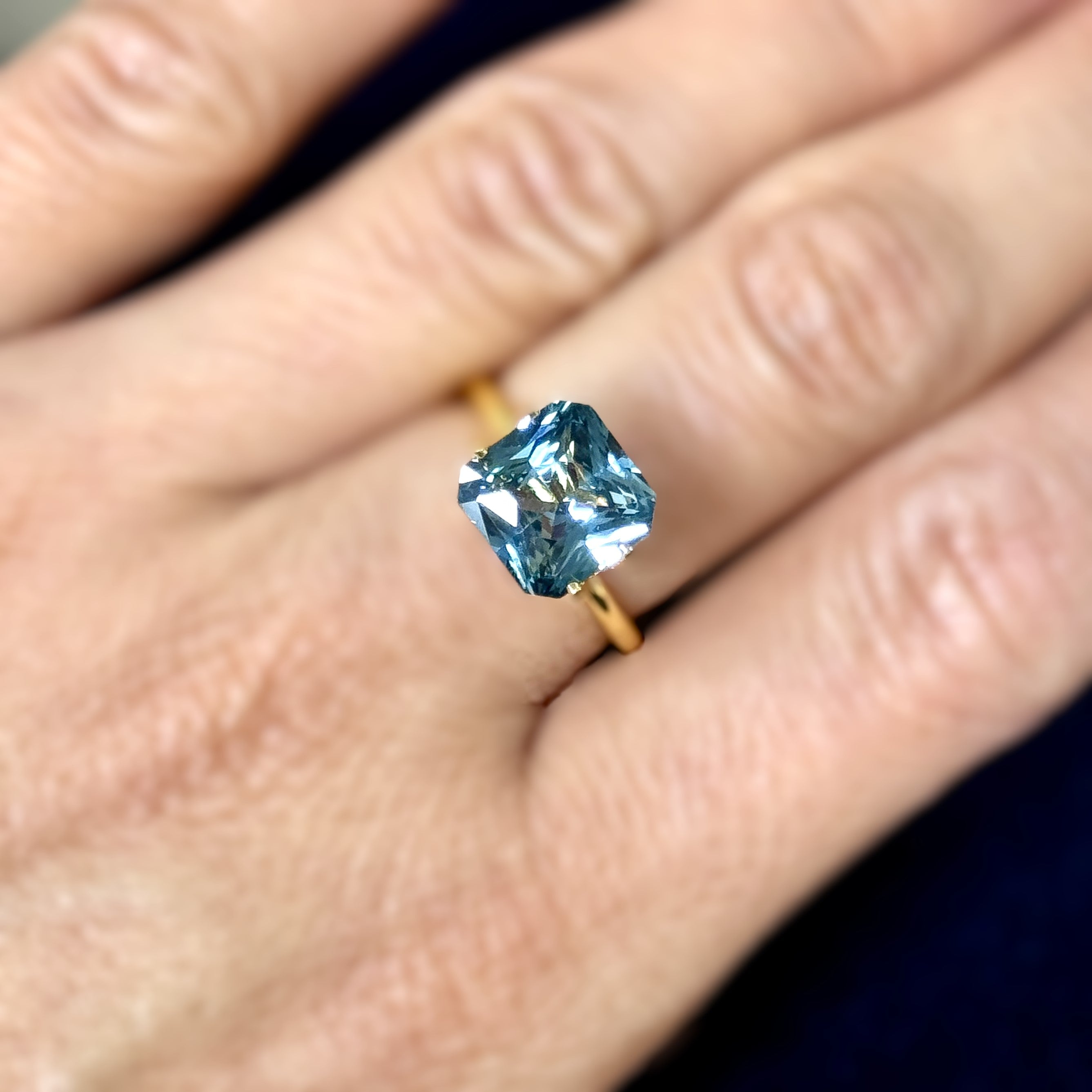 Green Sapphire 5.01ct Radiant