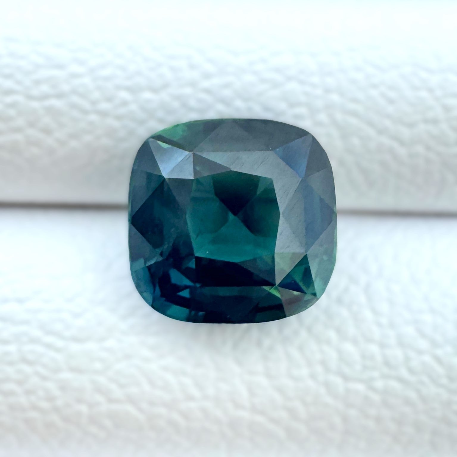 Green Sapphire 2.56ct Cushion