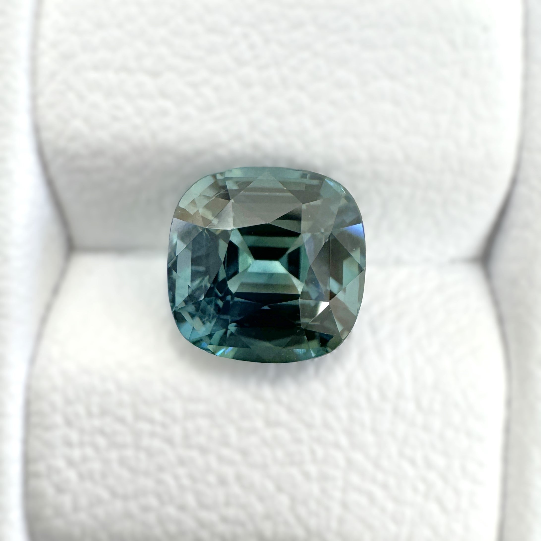 Green Sapphire 1.67ct Cushion