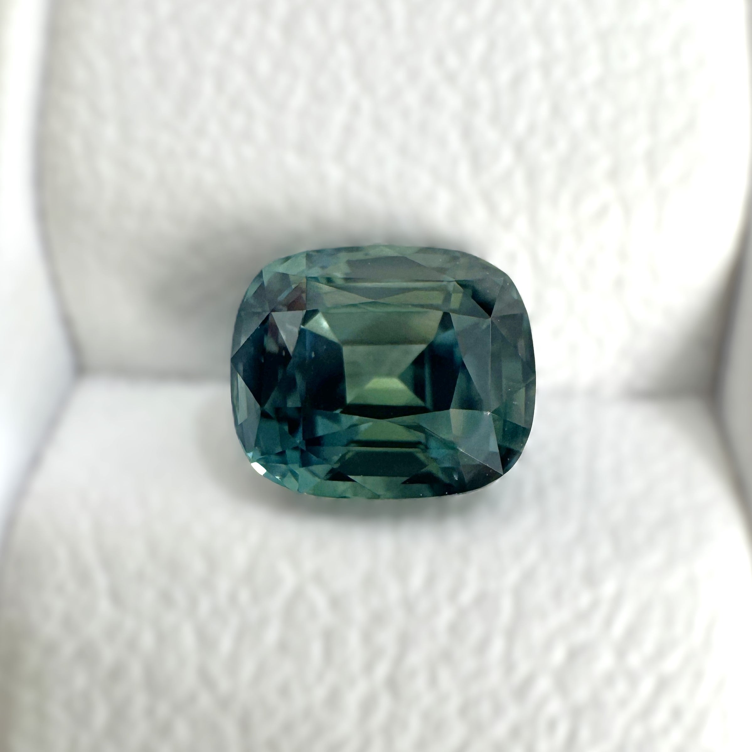 Green Sapphire 1.42ct Cushion