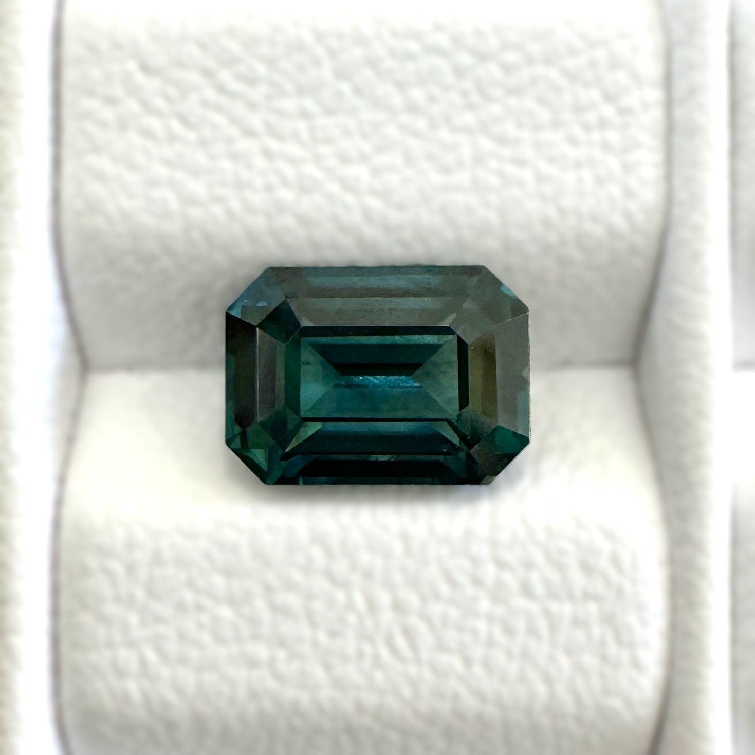 Green Sapphire 2.06ct Octagonal