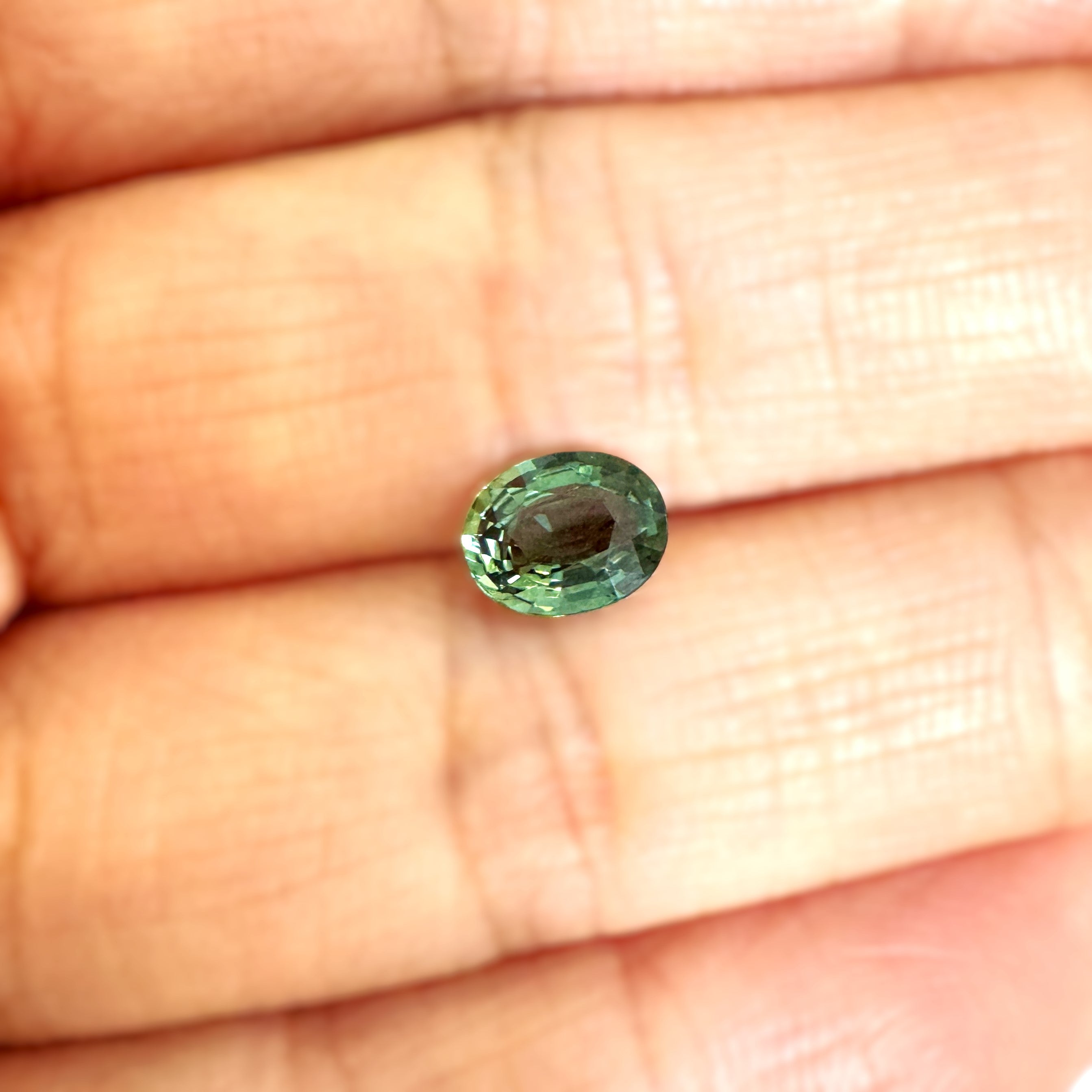 Green Sapphire 1.14ct Oval