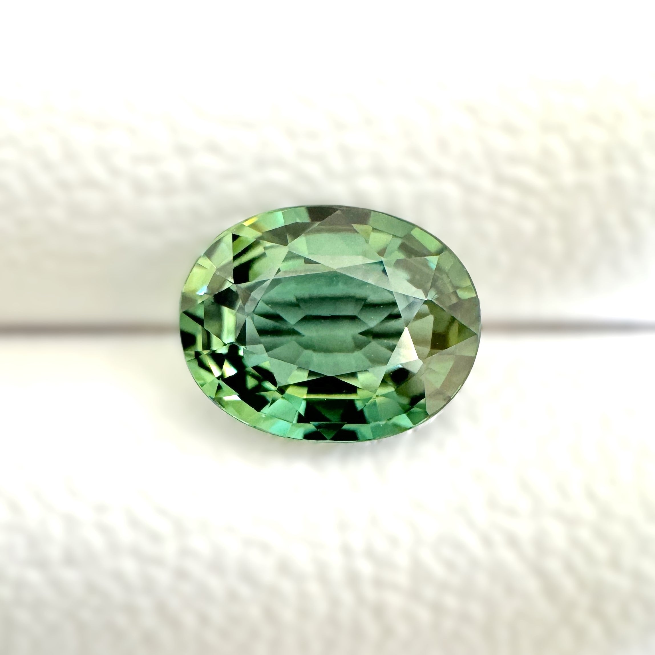 Green Sapphire 1.14ct Oval