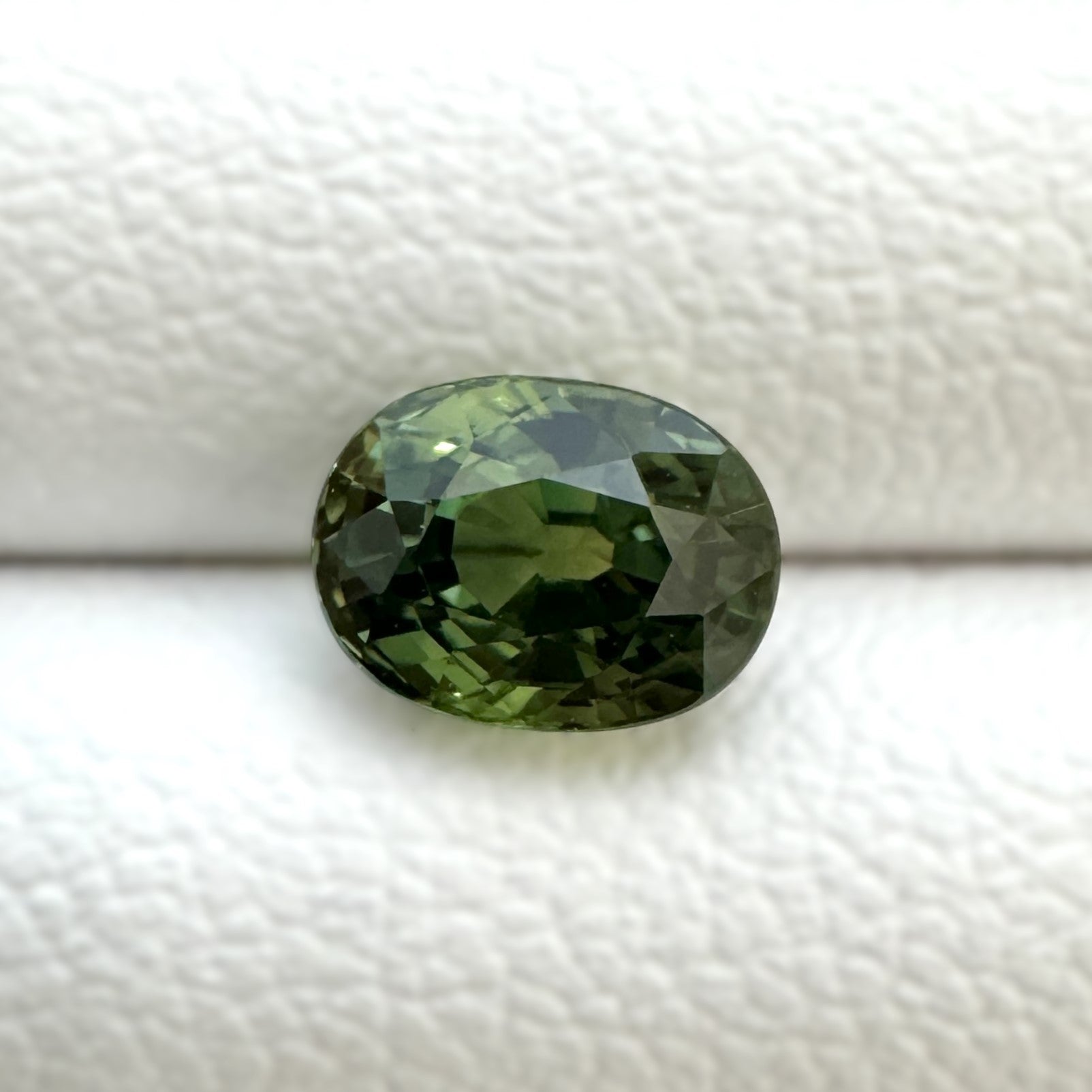 Green Sapphire 1.07ct Oval