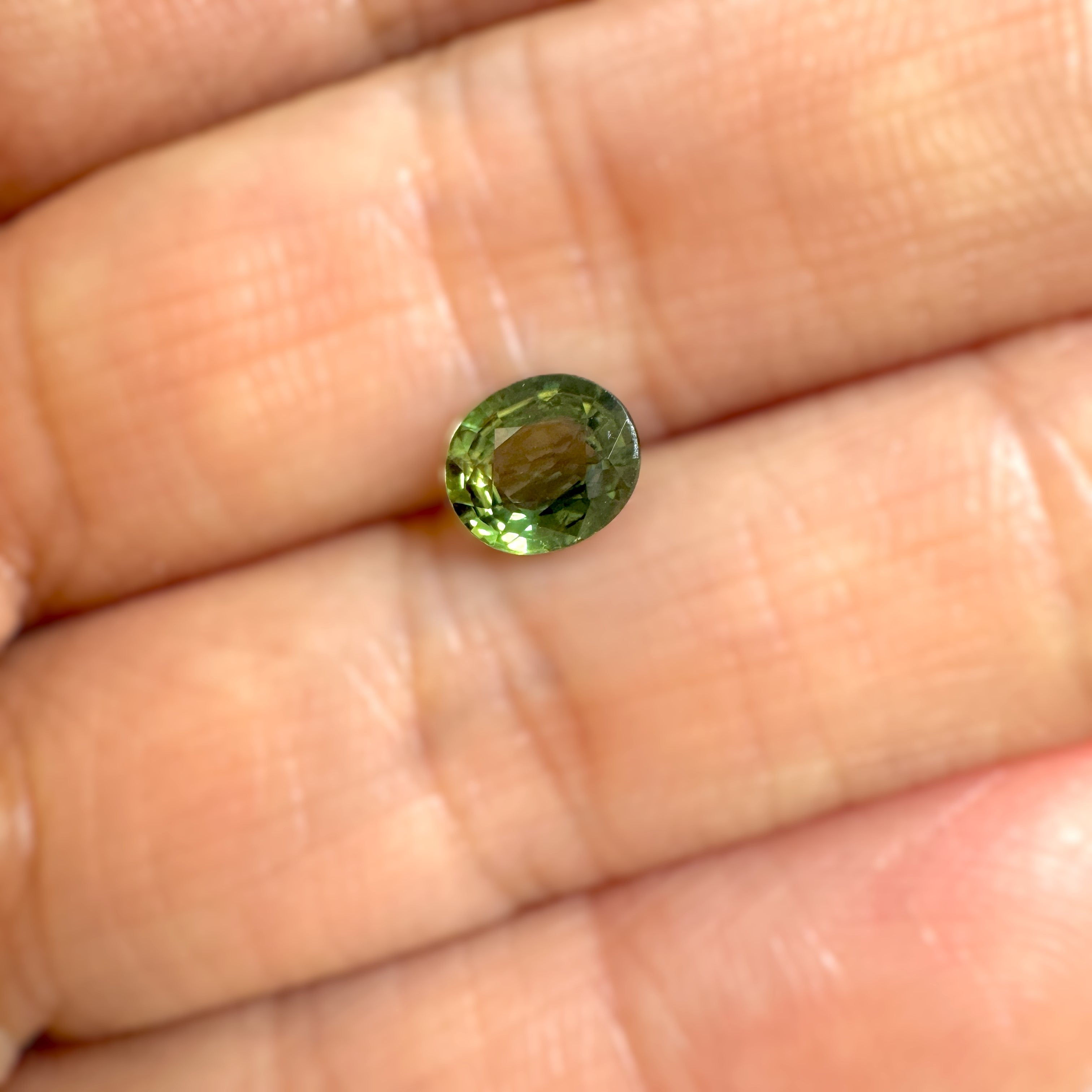 Green Sapphire 1.03ct Oval
