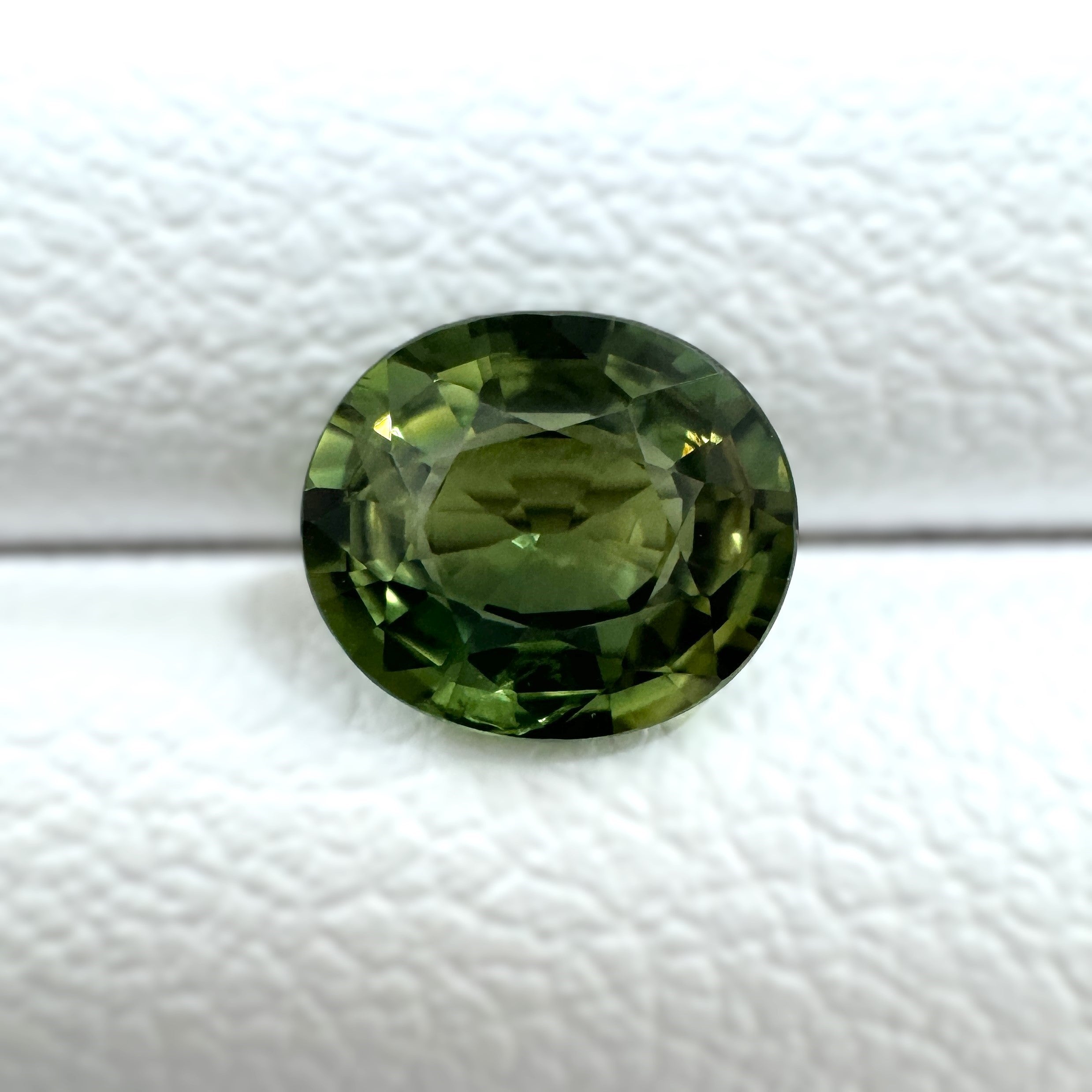 Green Sapphire 1.03ct Oval