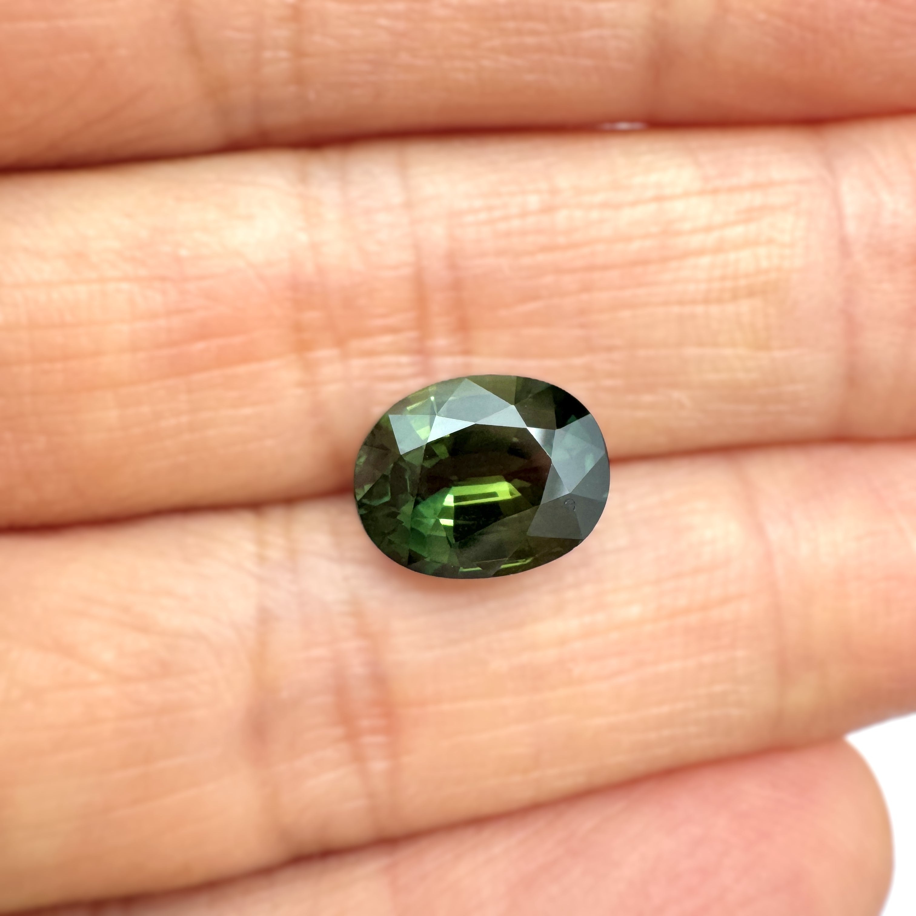 Green Sapphire 3.65ct Oval