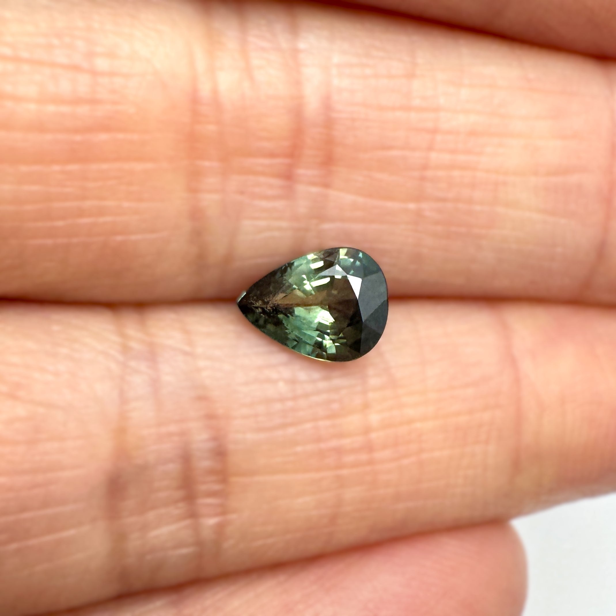 Green Sapphire 1.04ct Pear