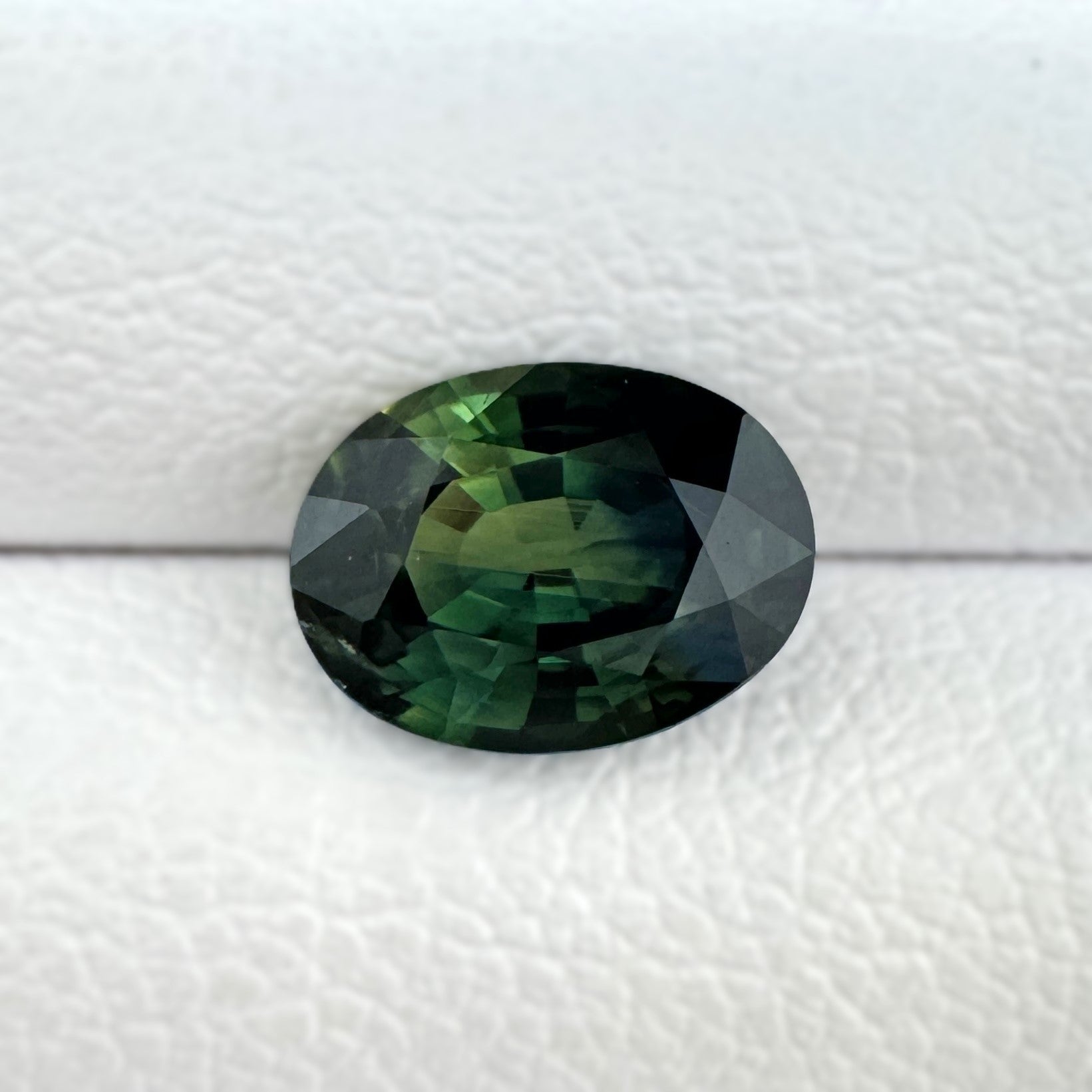 Green Sapphire 1.30ct Oval