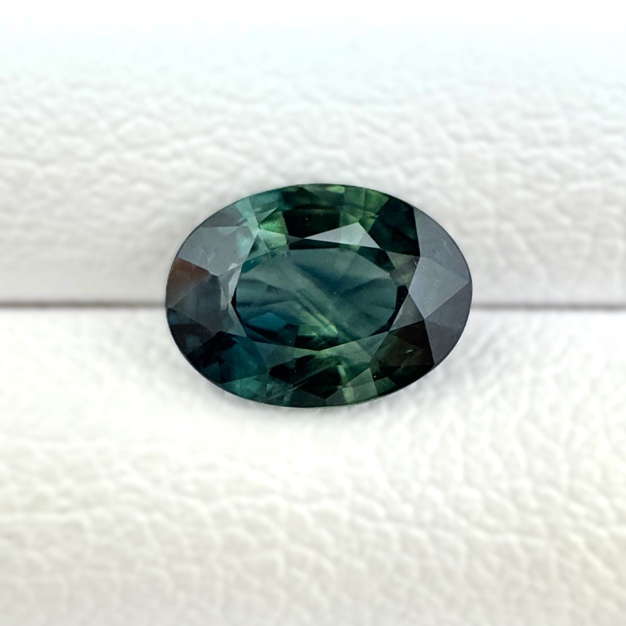 Green Sapphire 1.17ct Oval