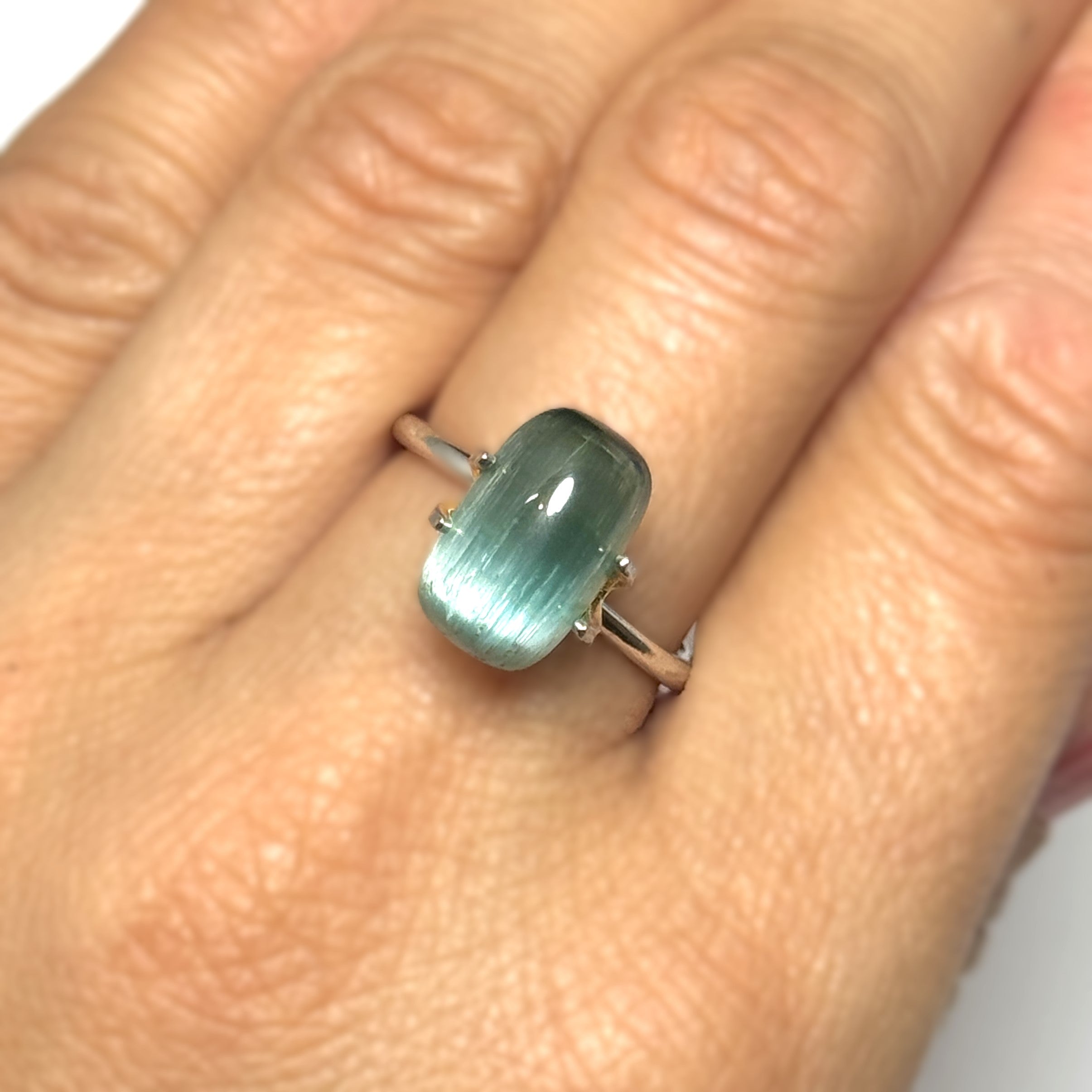 Green Tourmaline 4.31ct Cats Eye