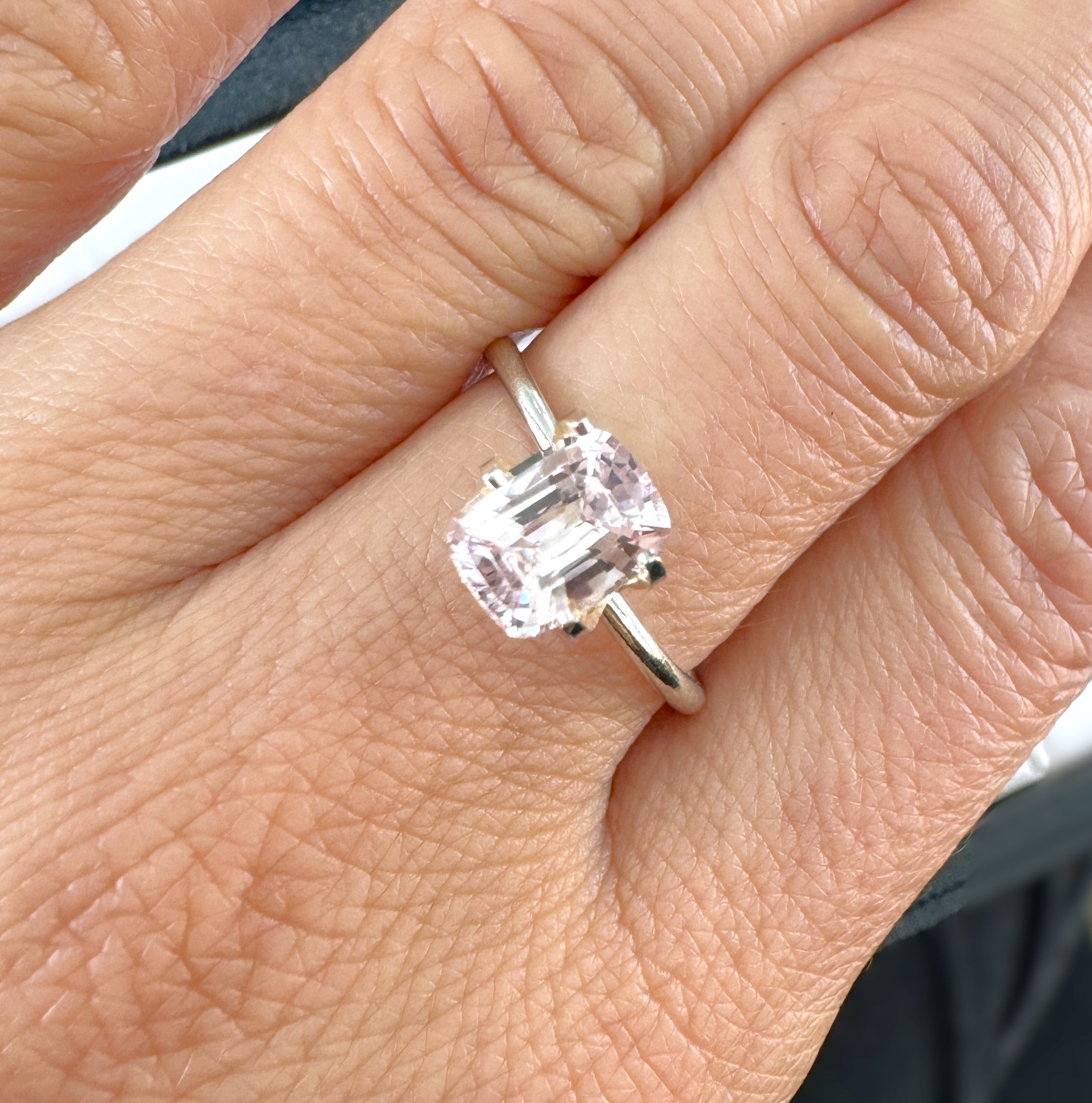 Peach Sapphire 1.62ct Cushion