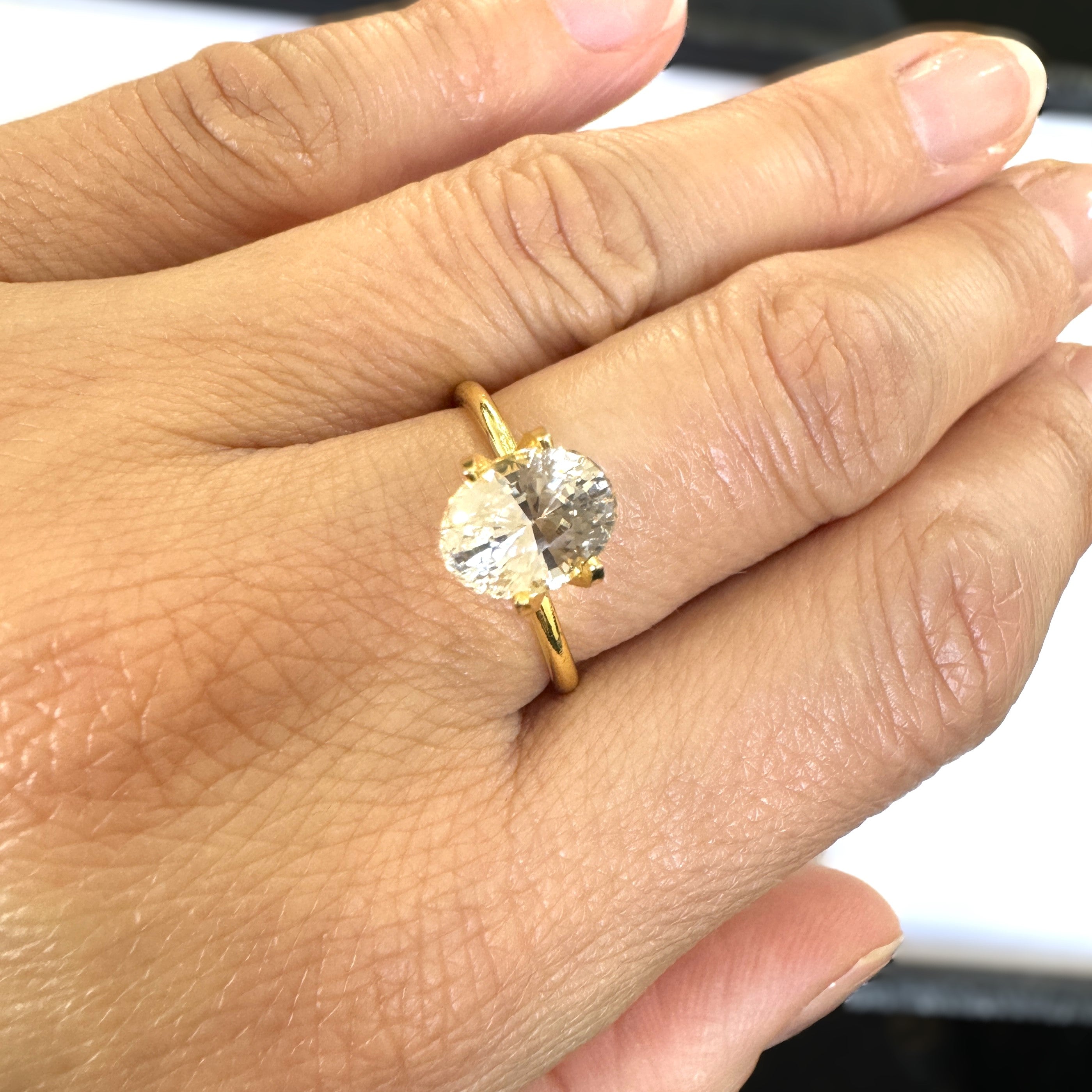 Peach Sapphire 2.19ct Oval