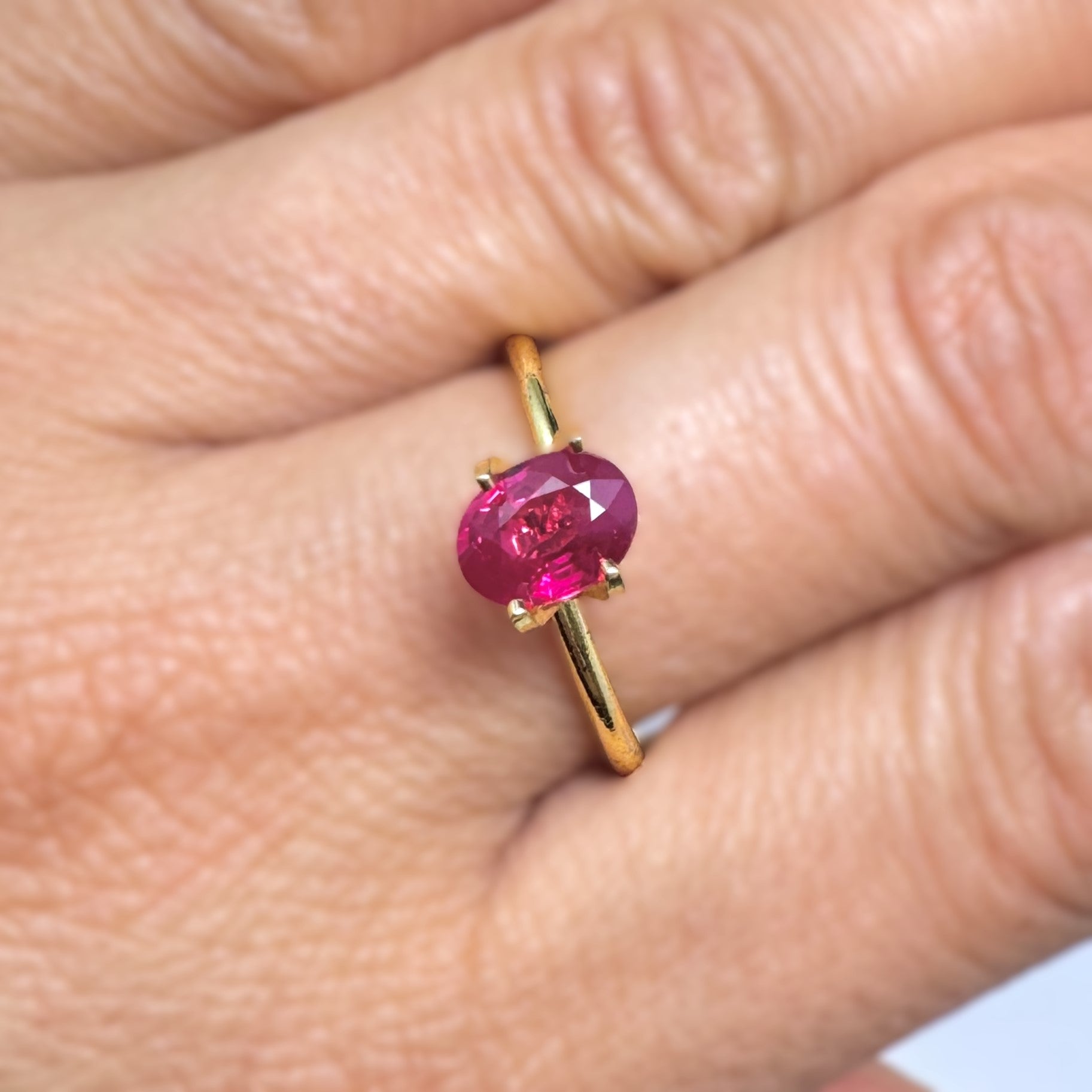 Ruby 1.08ct Oval