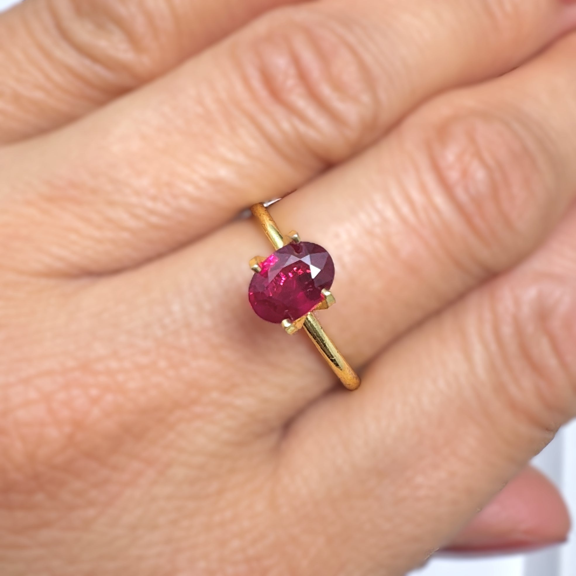 Ruby 1.03ct Oval