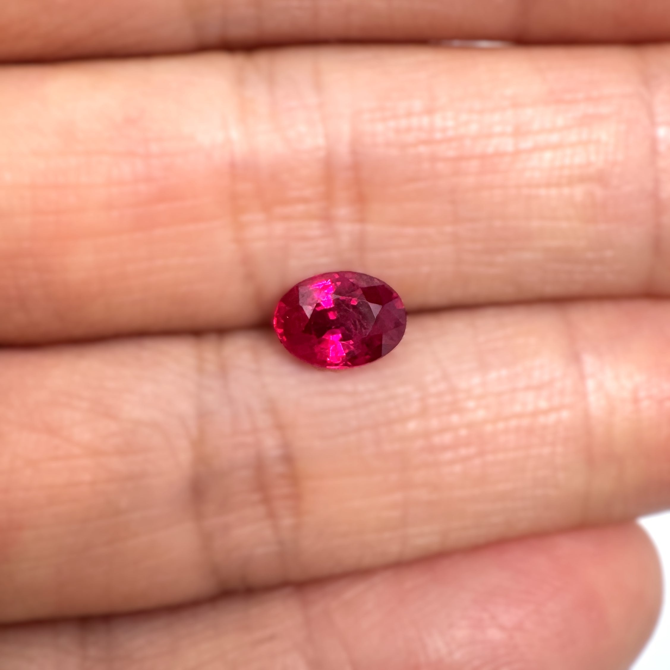 Ruby 1.00ct Oval