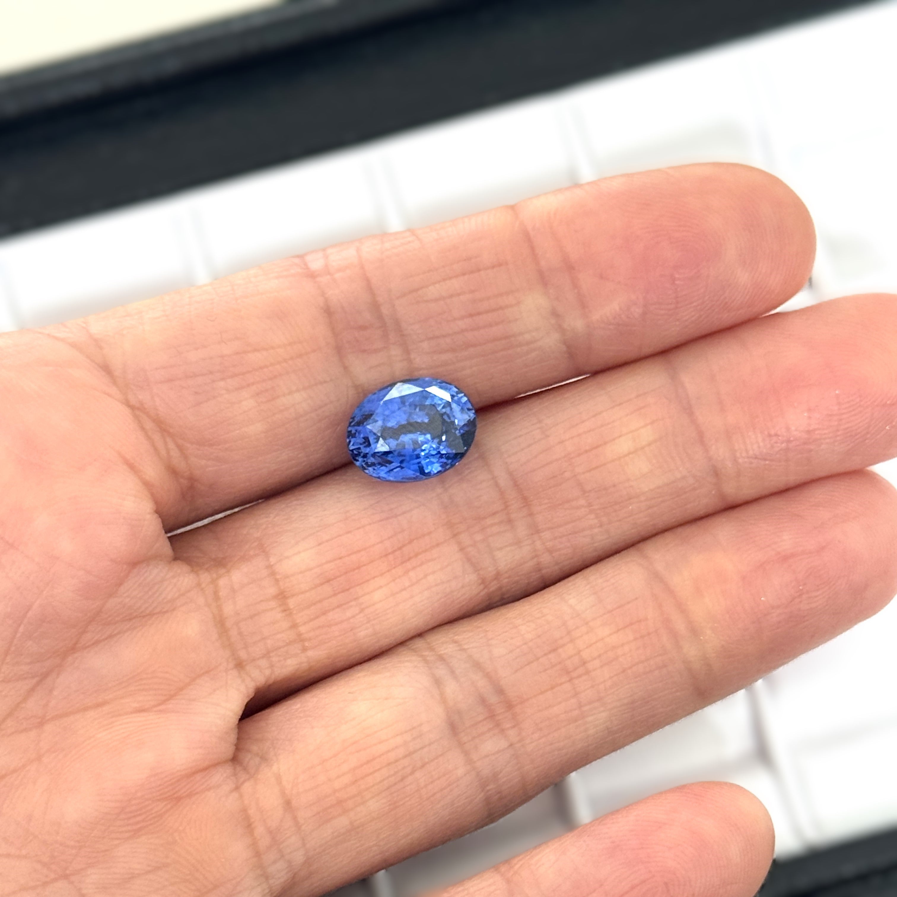 Blue Sapphire 5.86ct Oval