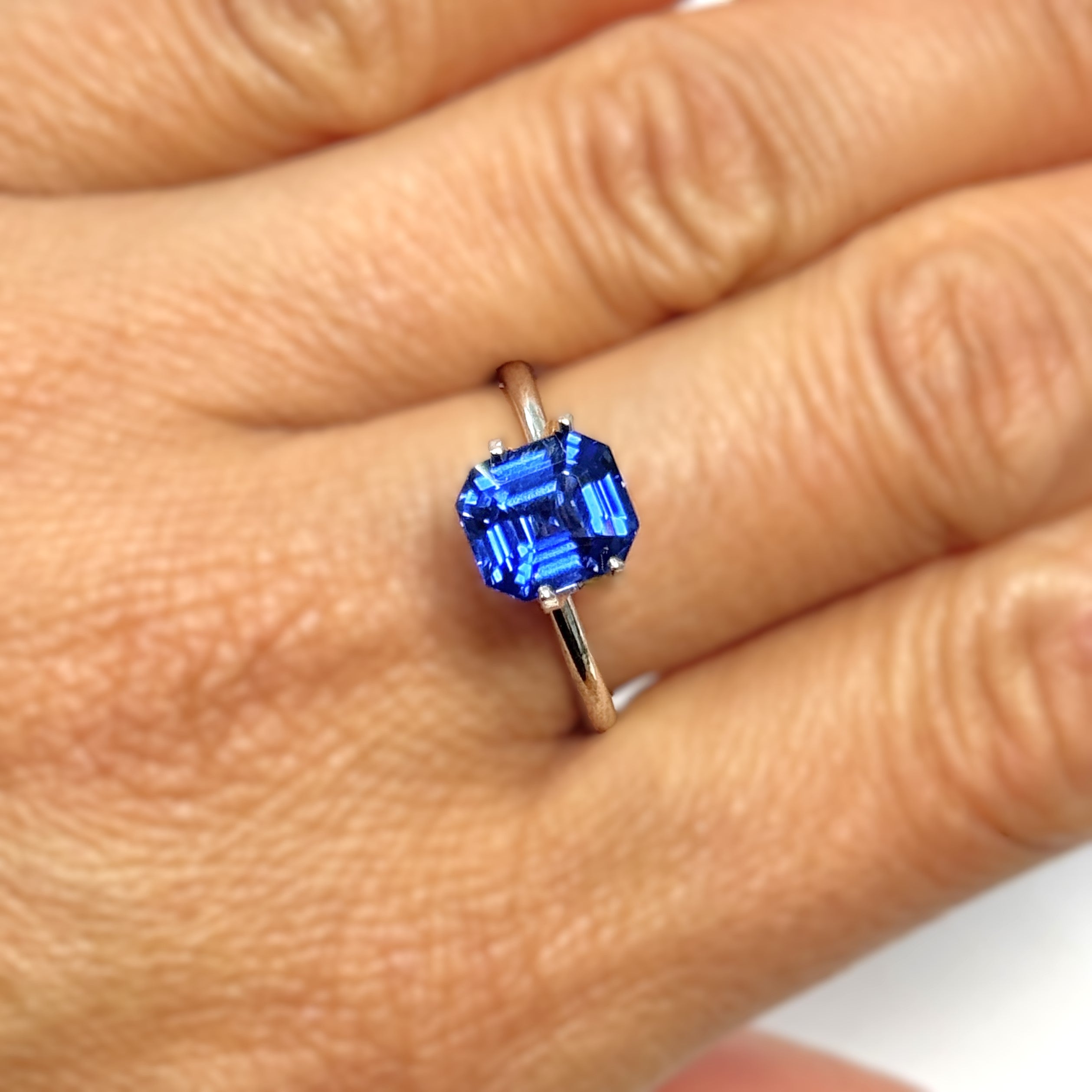 Blue Sapphire 2.89ct Octagonal