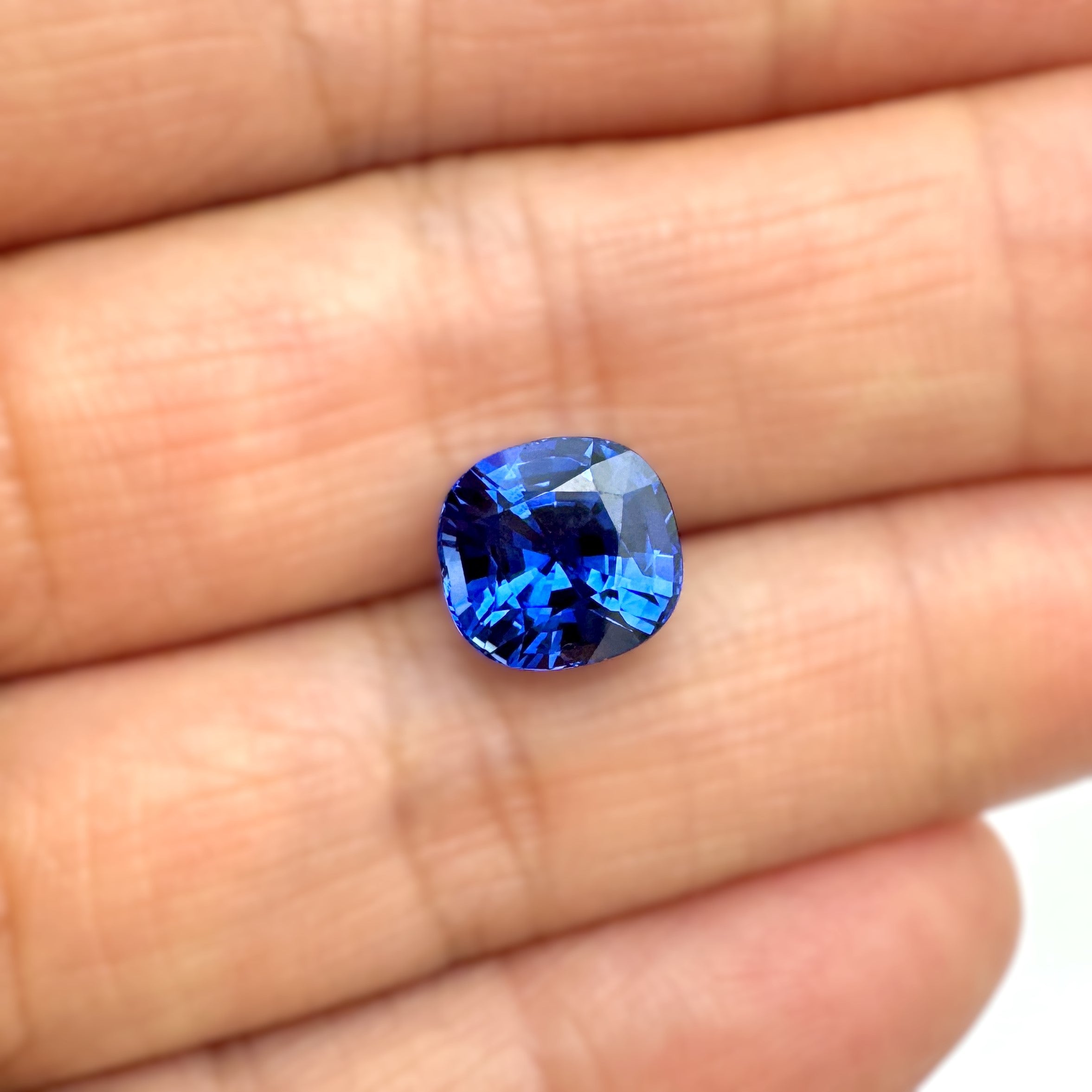 Blue Sapphire 3.92ct Cushion