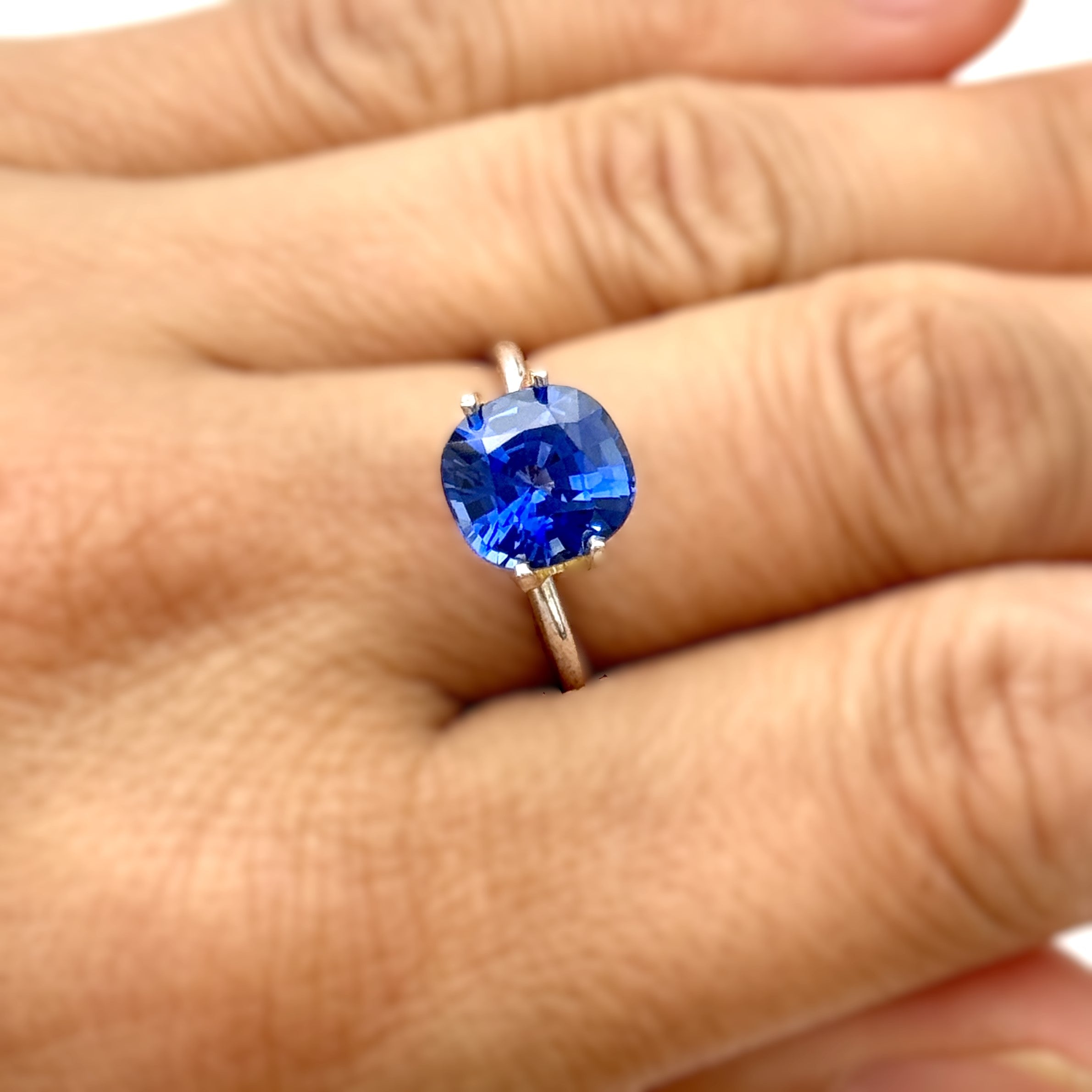 Blue Sapphire 3.92ct Cushion