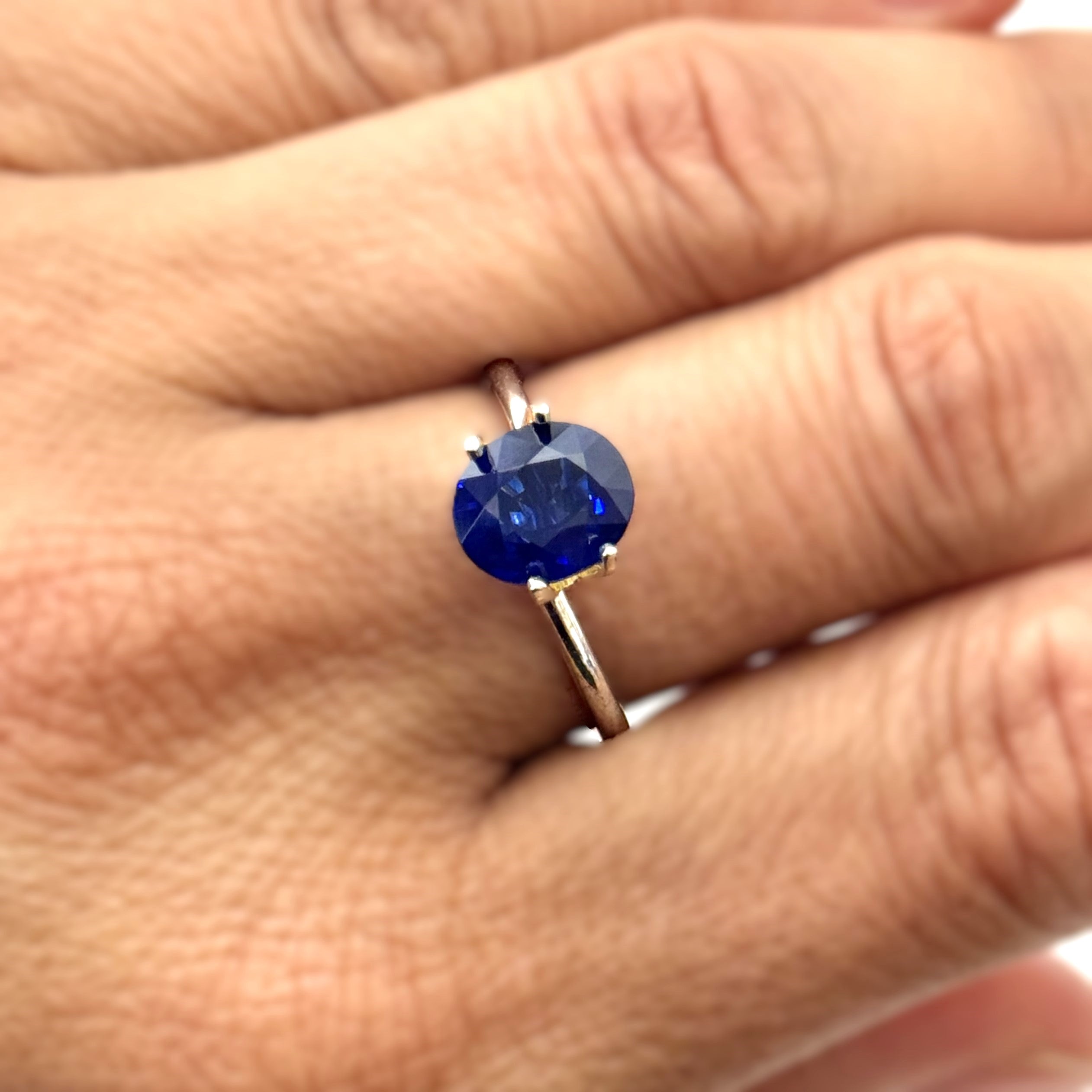 Blue Sapphire 2.83ct Oval