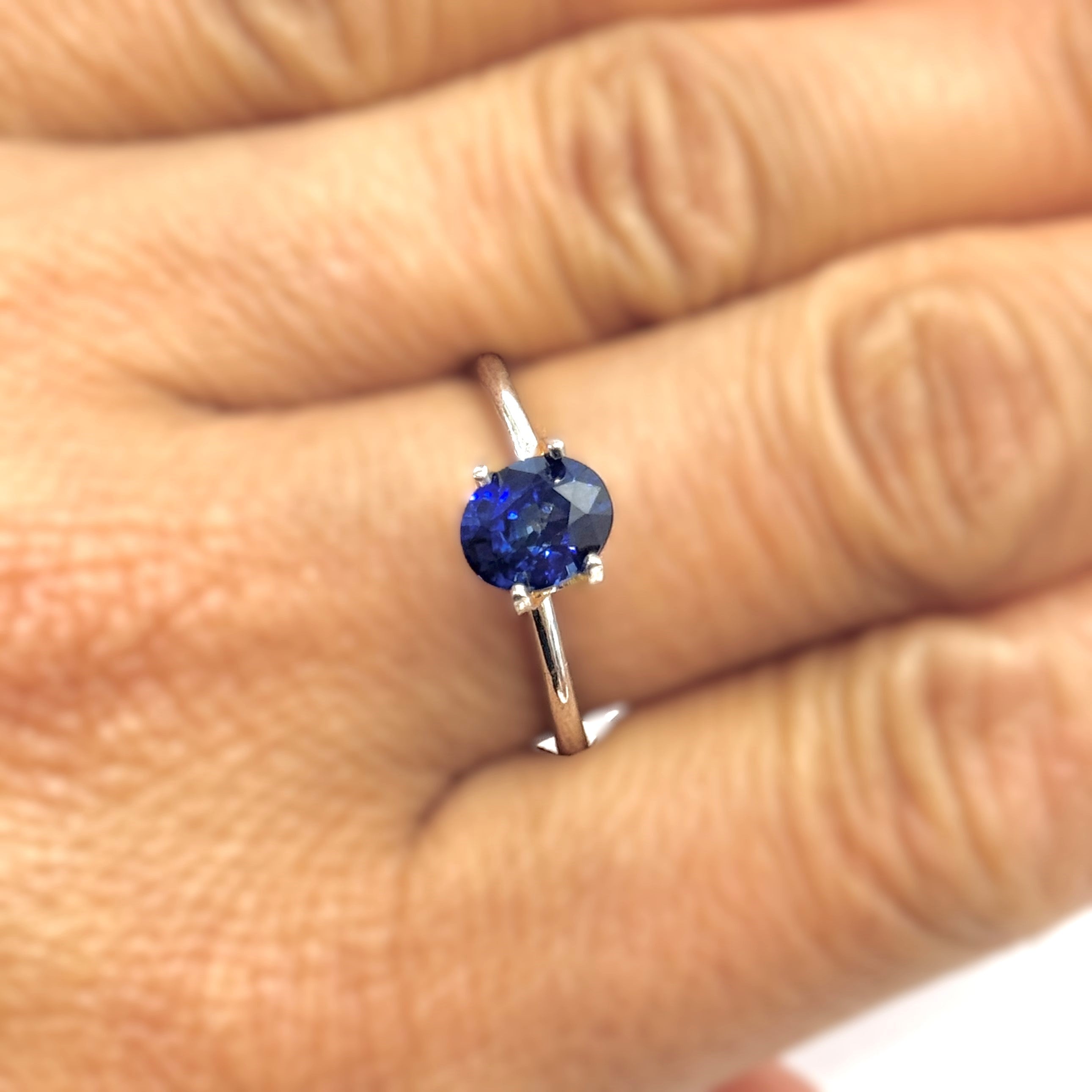 Blue Sapphire 1.37ct Oval