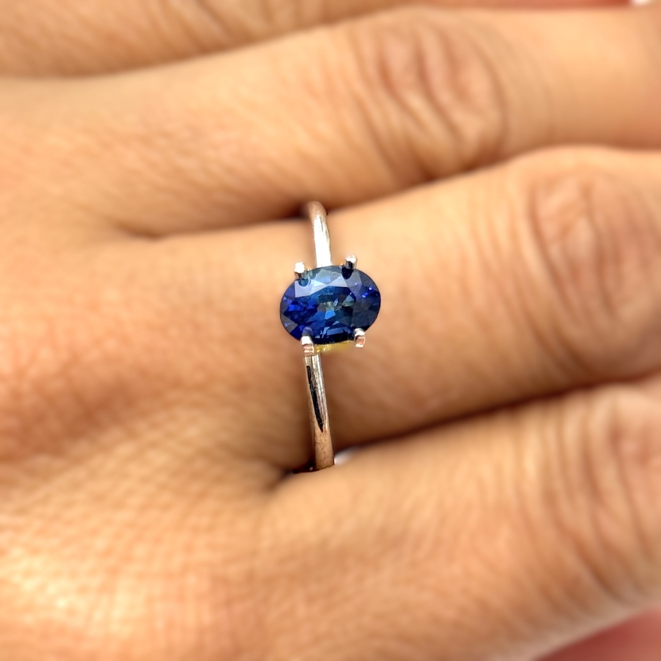 Blue Sapphire 1.27ct Oval