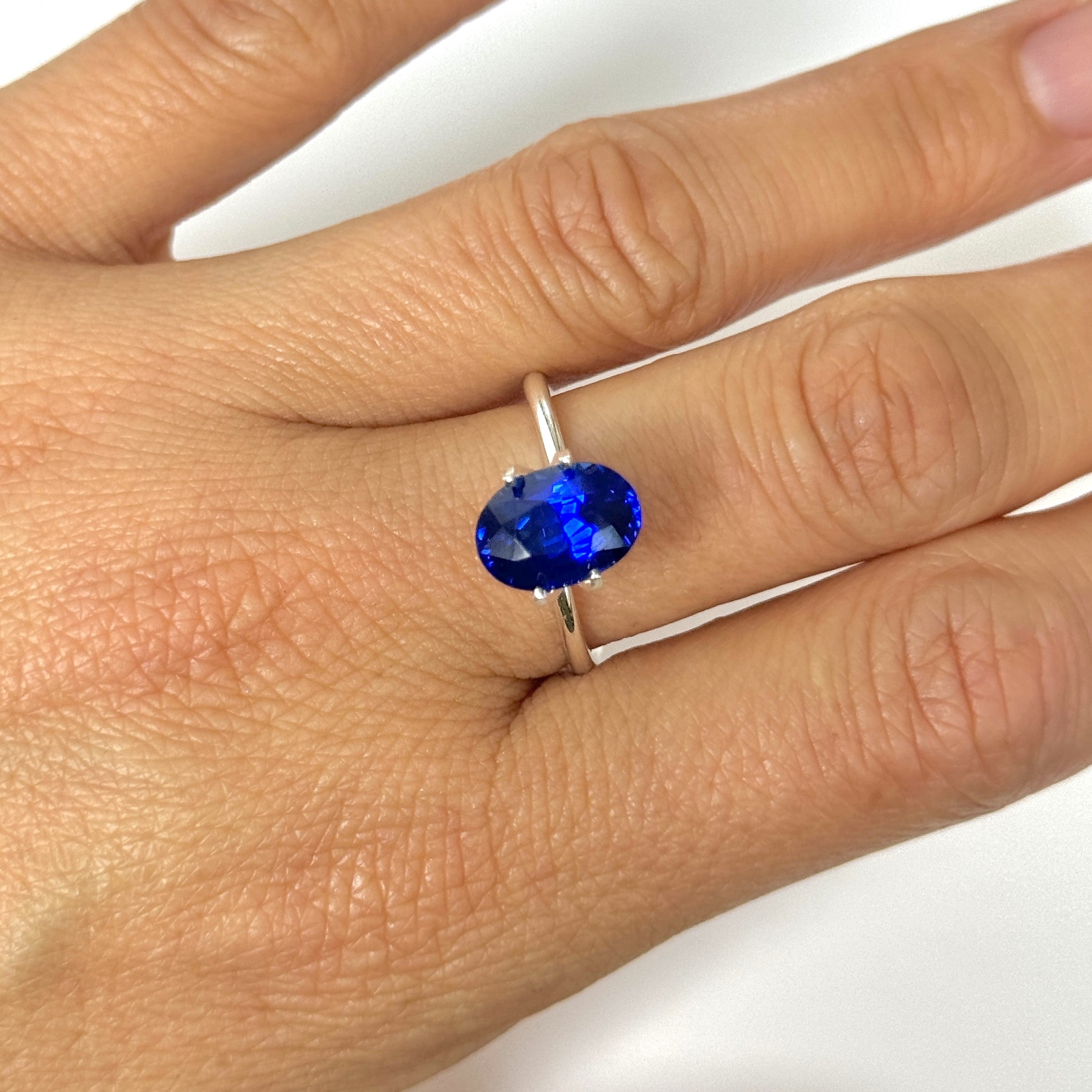 Blue Sapphire 4.029ct Oval