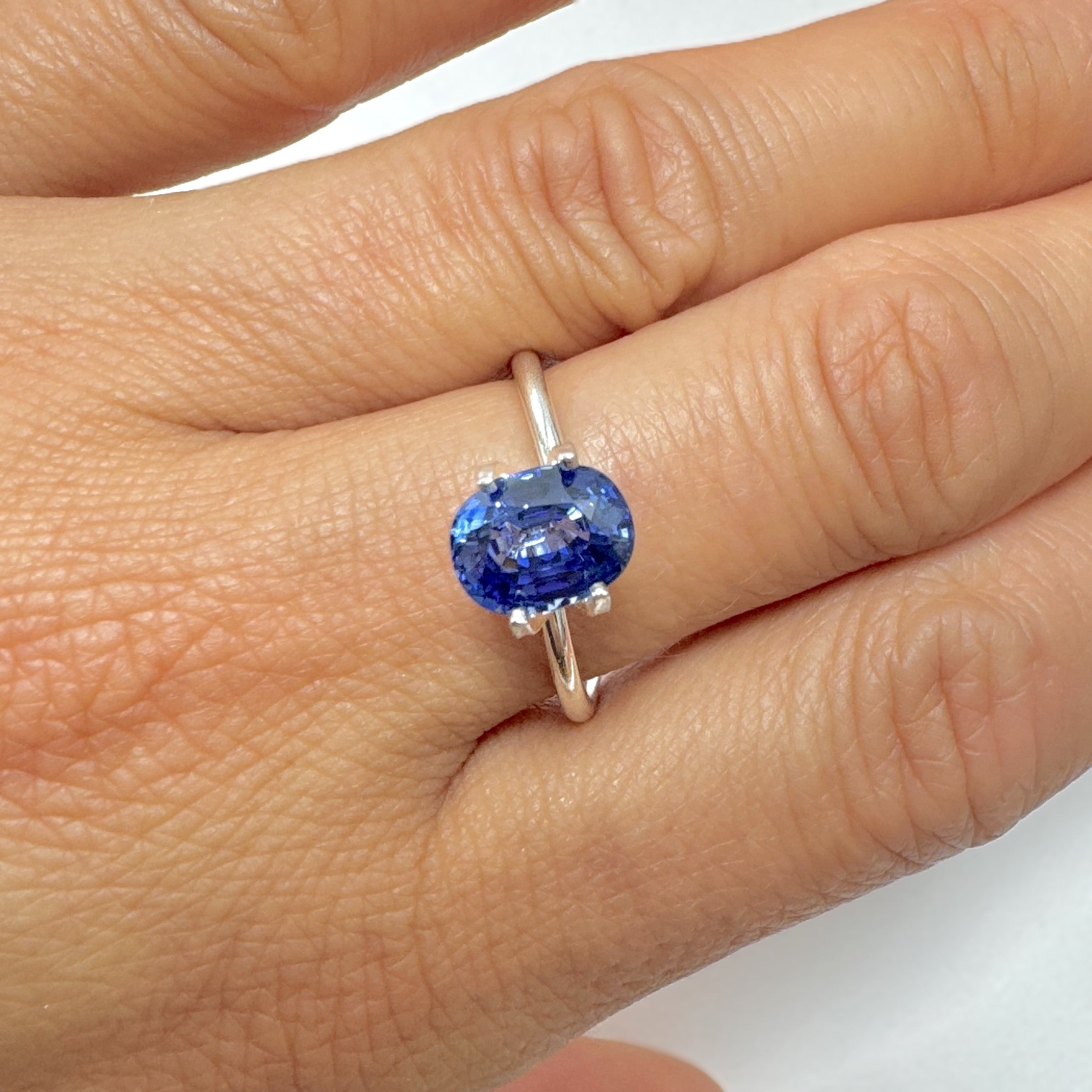 Blue Sapphire 1.89ct Oval