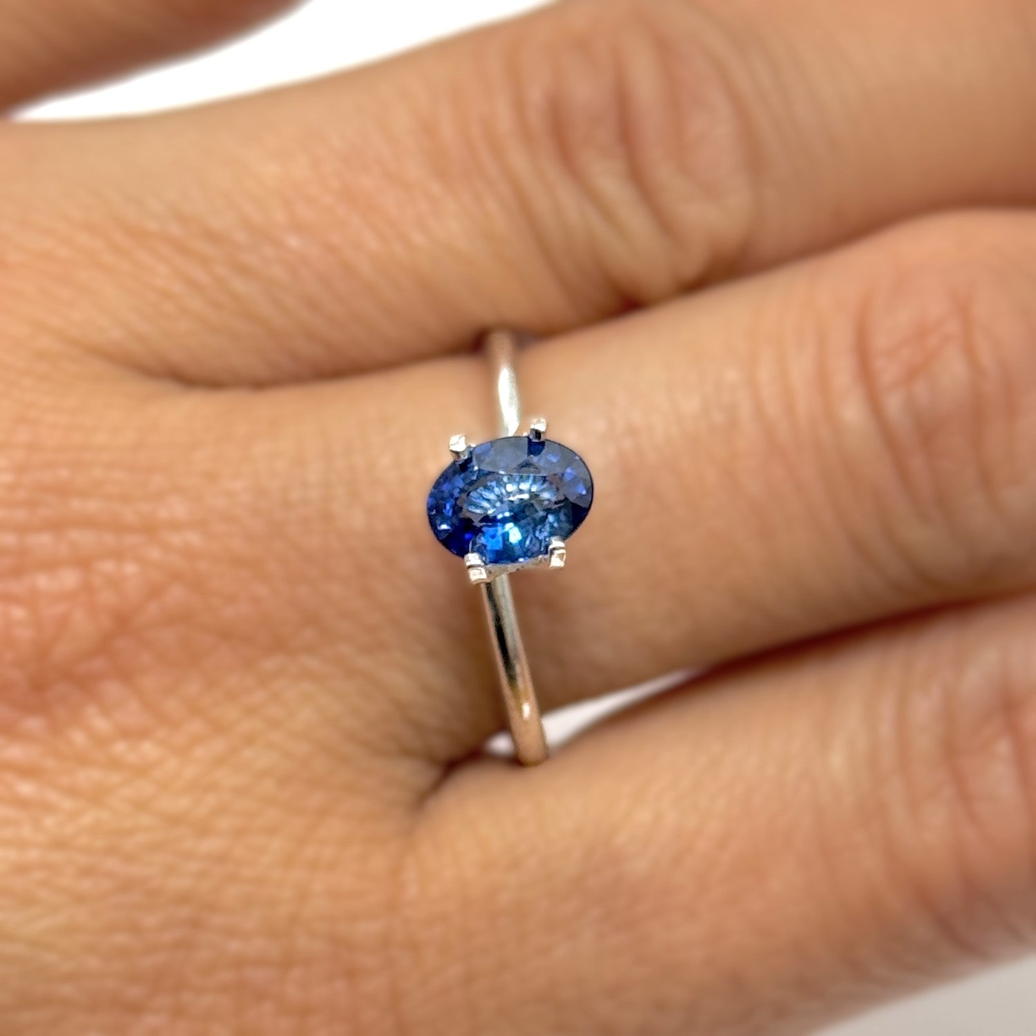 Blue Sapphire 1.02ct Oval