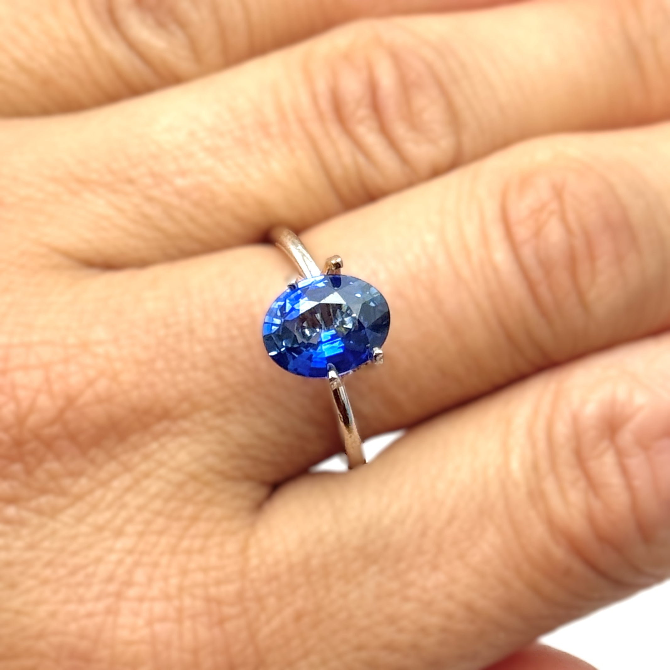 Blue Sapphire 2.16ct Oval