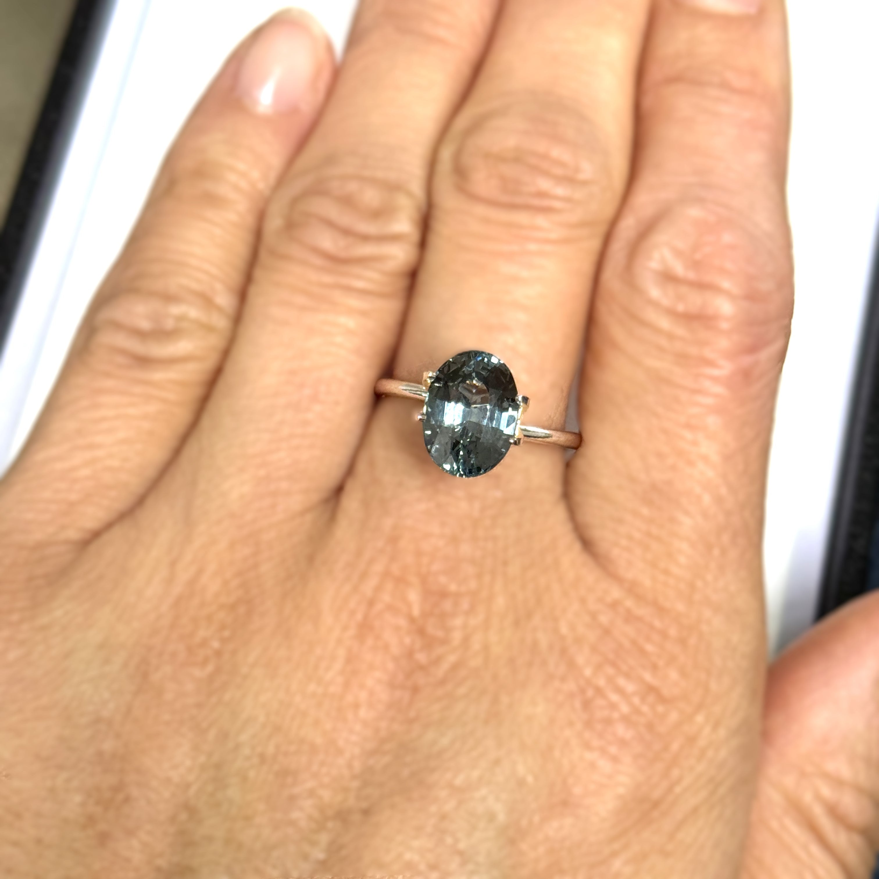 Grey Spinel 3.59ct Oval