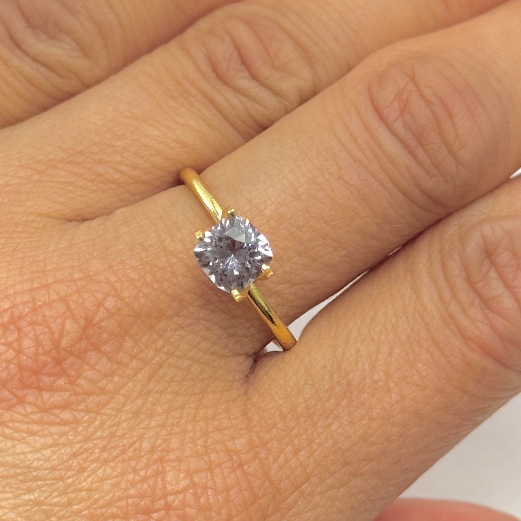 Violet Spinel 1.26ct Cushion