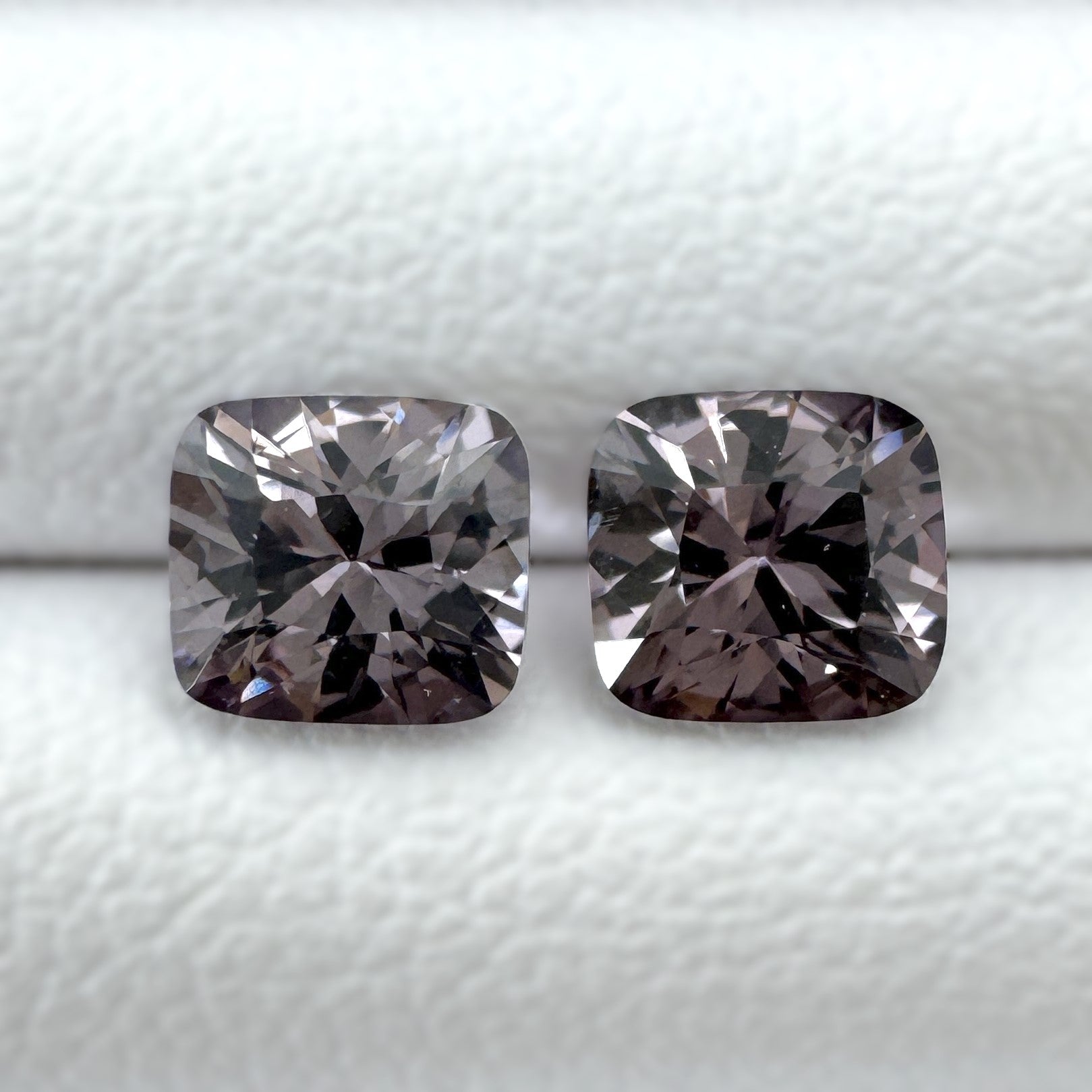 Violet Spinel 1.61ct Cushion Pair 2 =