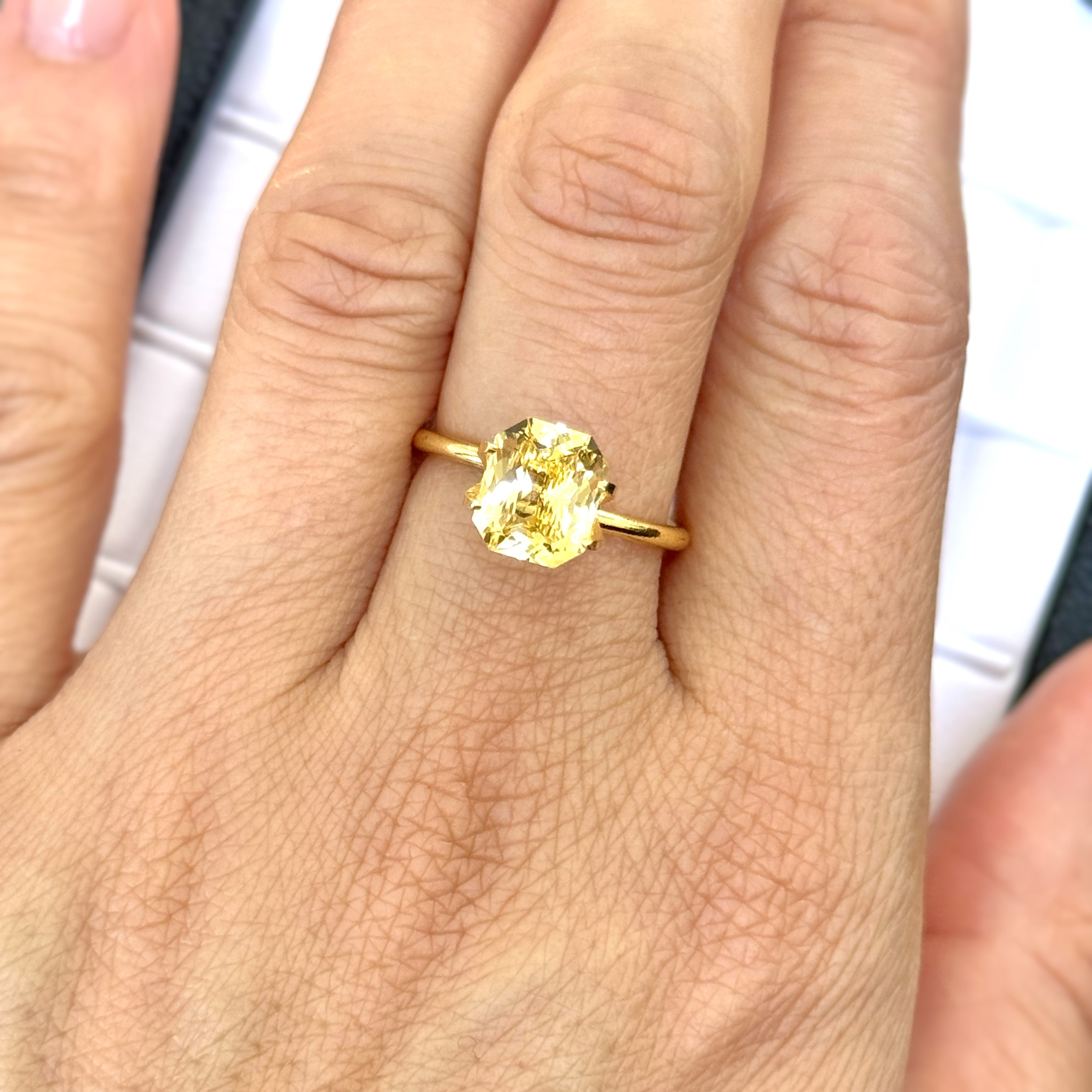 Yellow Sapphire 3.04ct Radiant