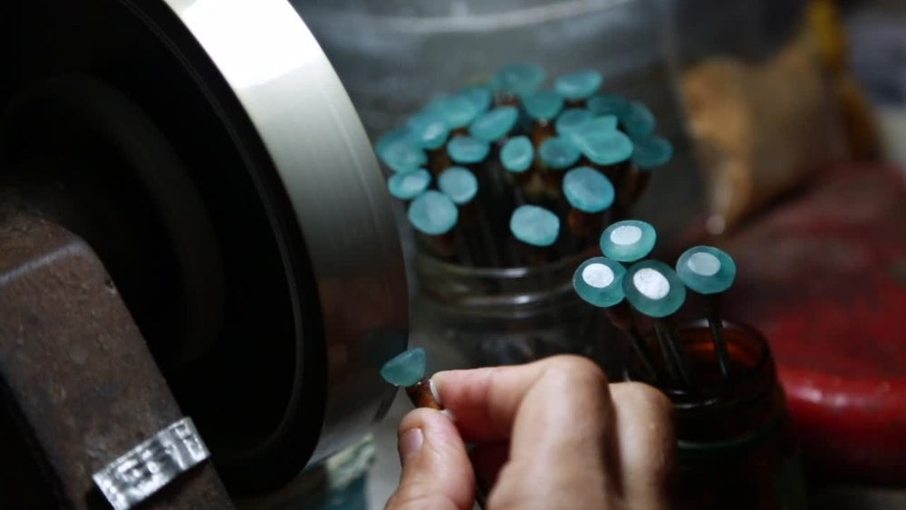 How to Polish Gemstones Safely?