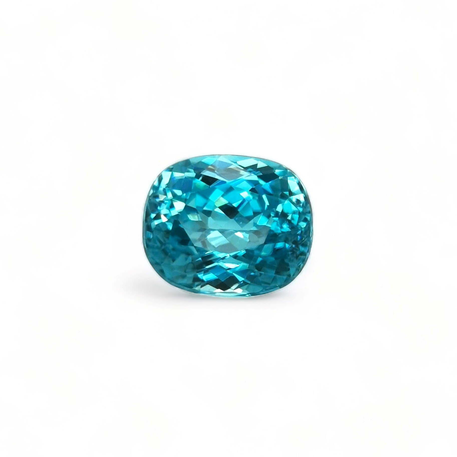 Zircon 2.27ct Cushion